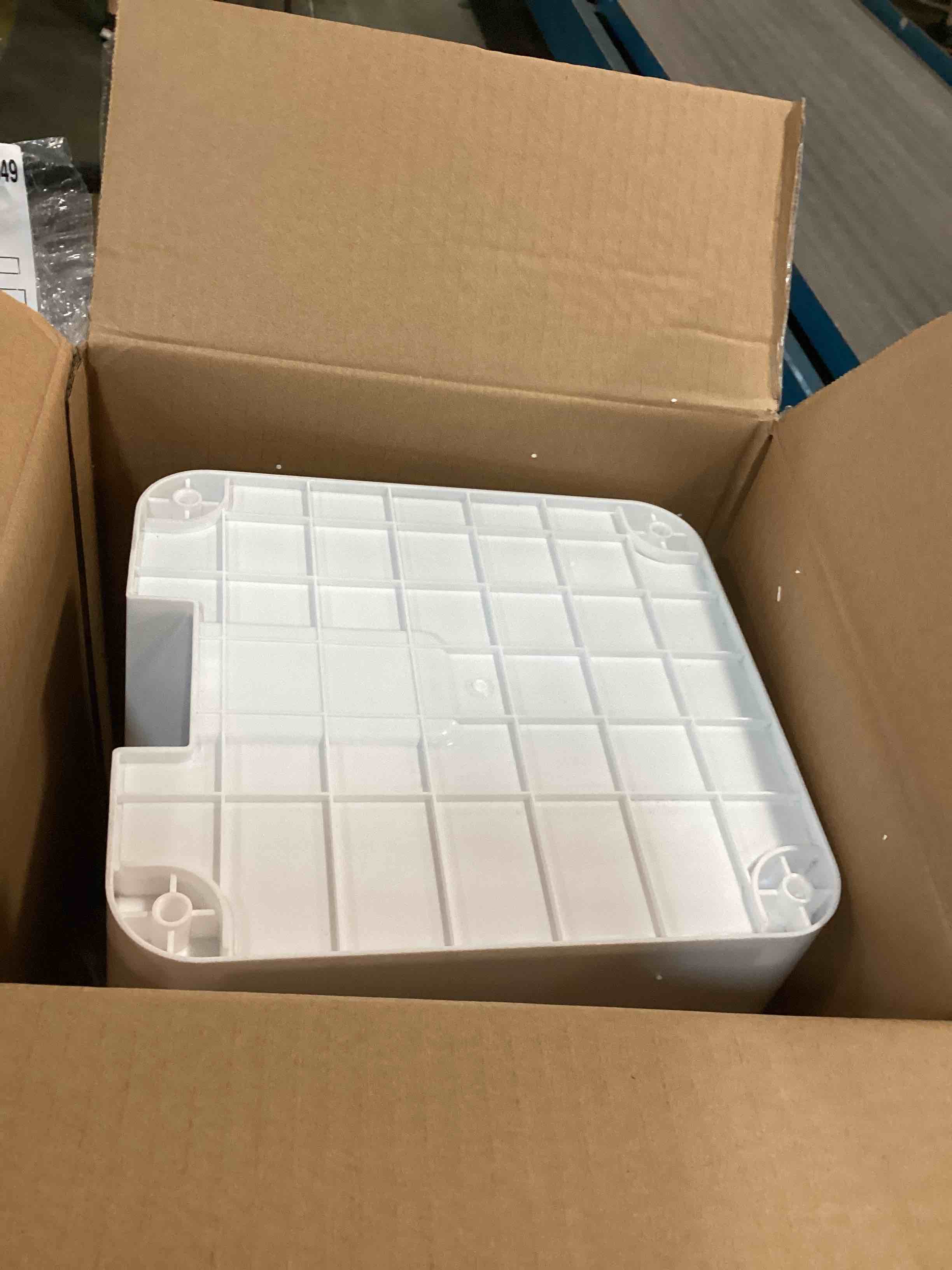 https://s3.amazonaws.com/lotting-images-prod/bidfta/ORG6586701_1719230303868.jpeg