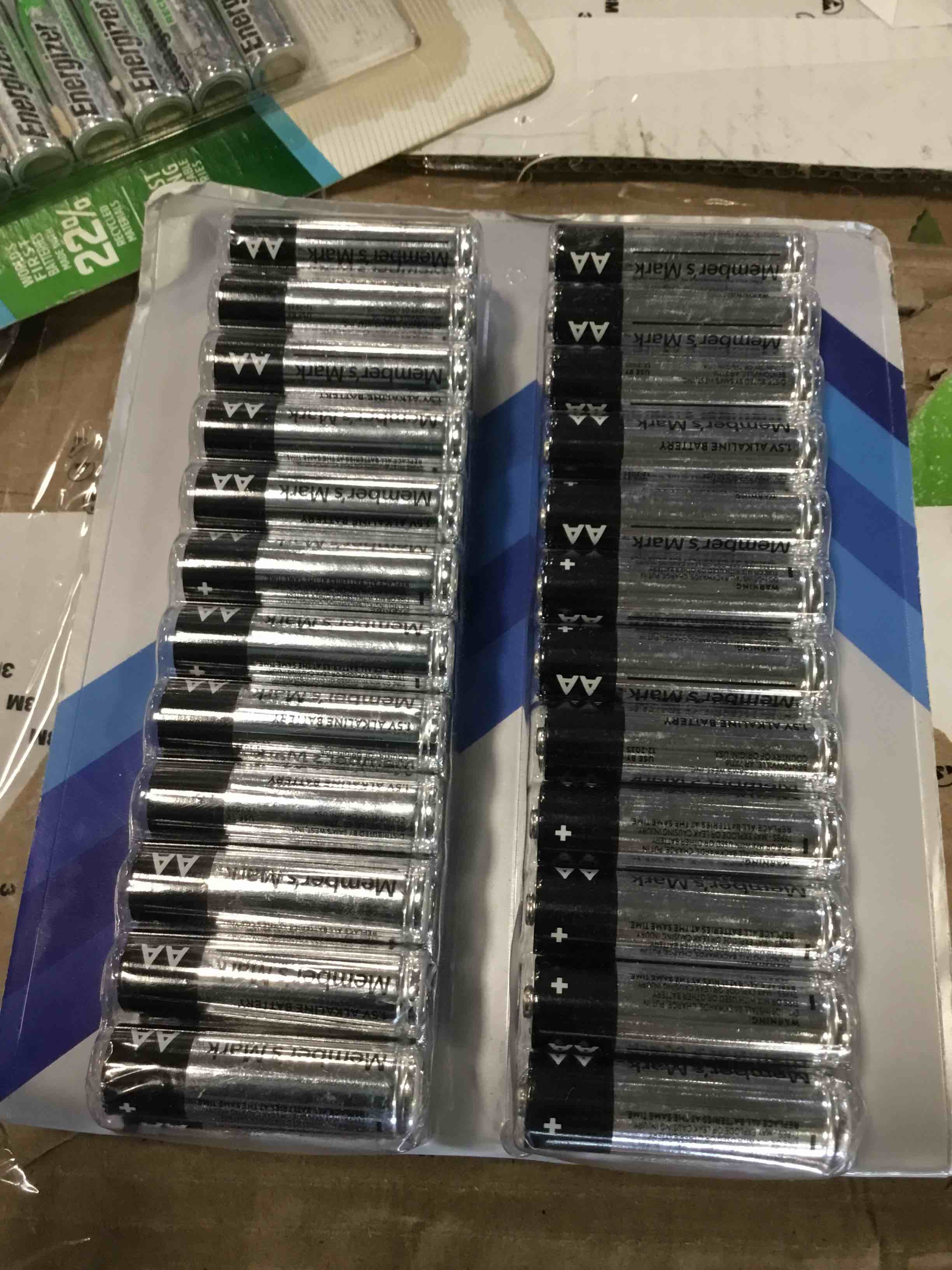 https://s3.amazonaws.com/lotting-images-prod/bidfta/ORG6587909_1720705918223.jpeg
