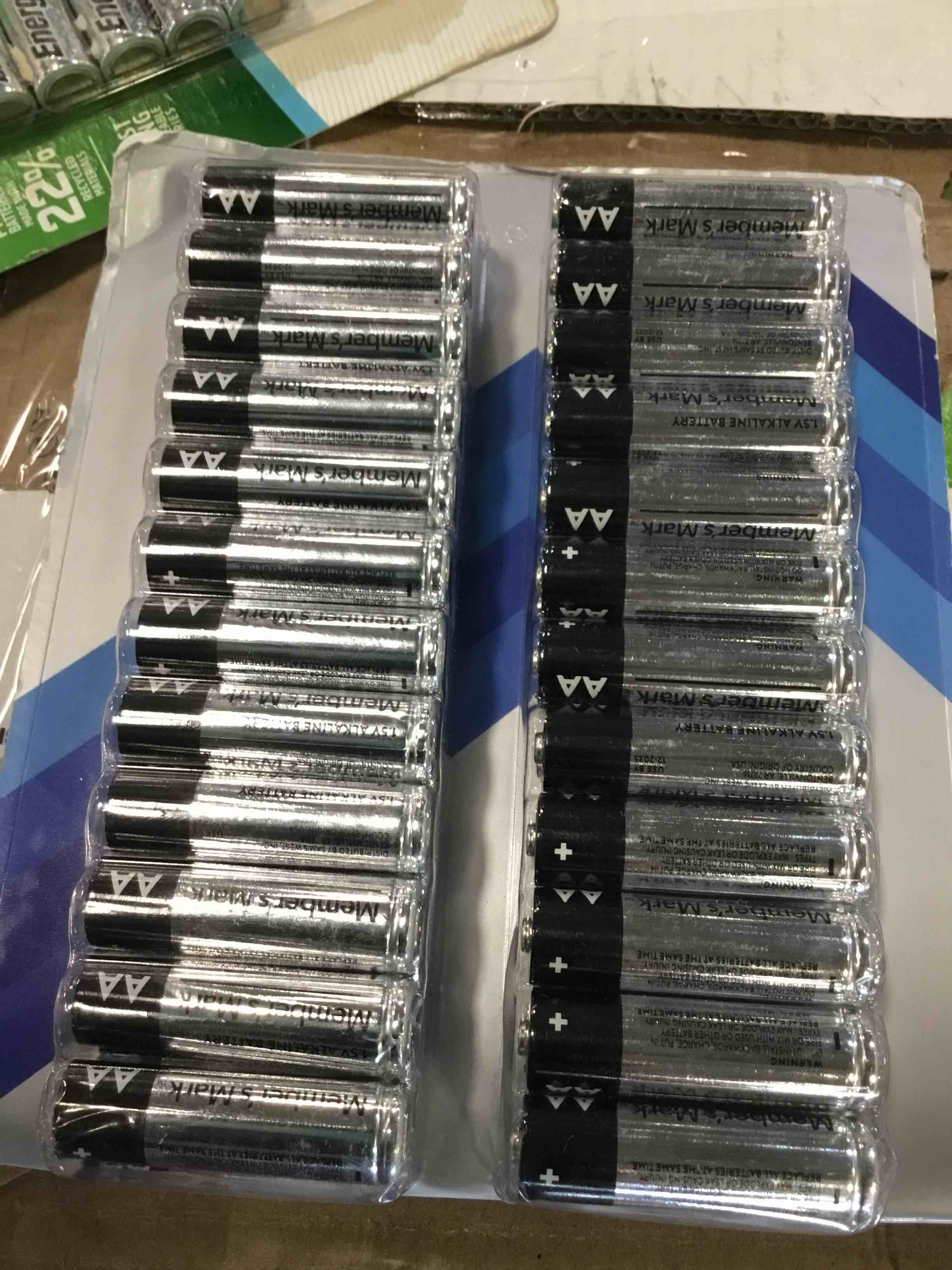 https://s3.amazonaws.com/lotting-images-prod/bidfta/ORG6587909_1720705923535.jpeg