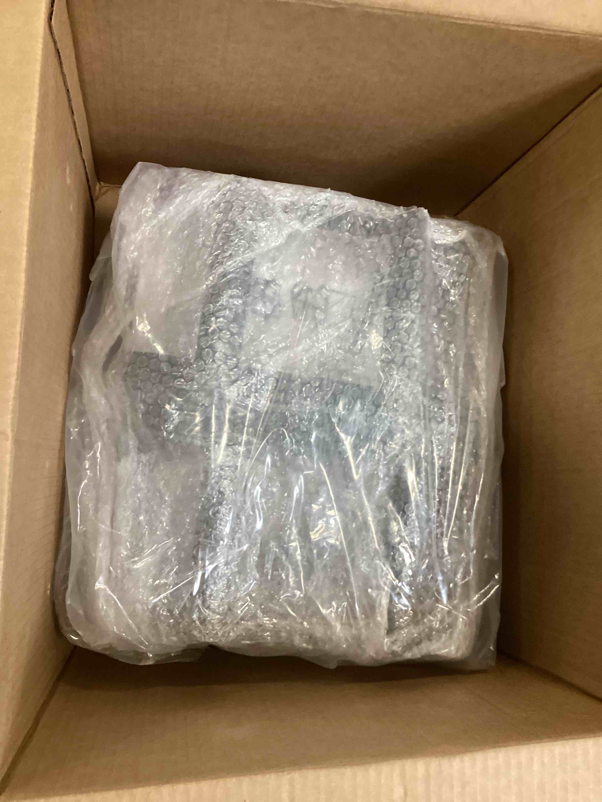 https://s3.amazonaws.com/lotting-images-prod/bidfta/ORG6589587_1719236165272.jpeg
