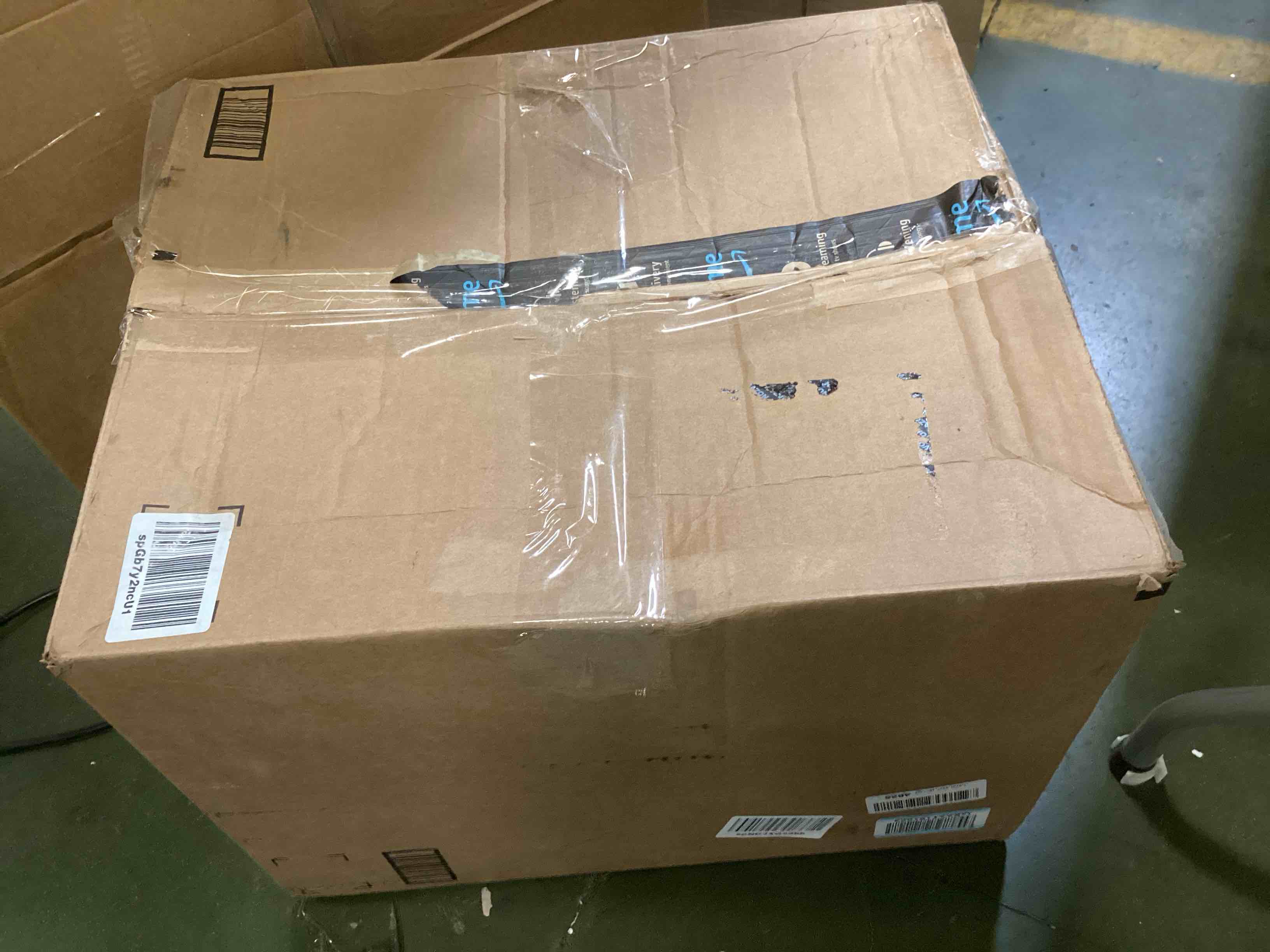 https://s3.amazonaws.com/lotting-images-prod/bidfta/ORG6589587_1719236202384.jpeg
