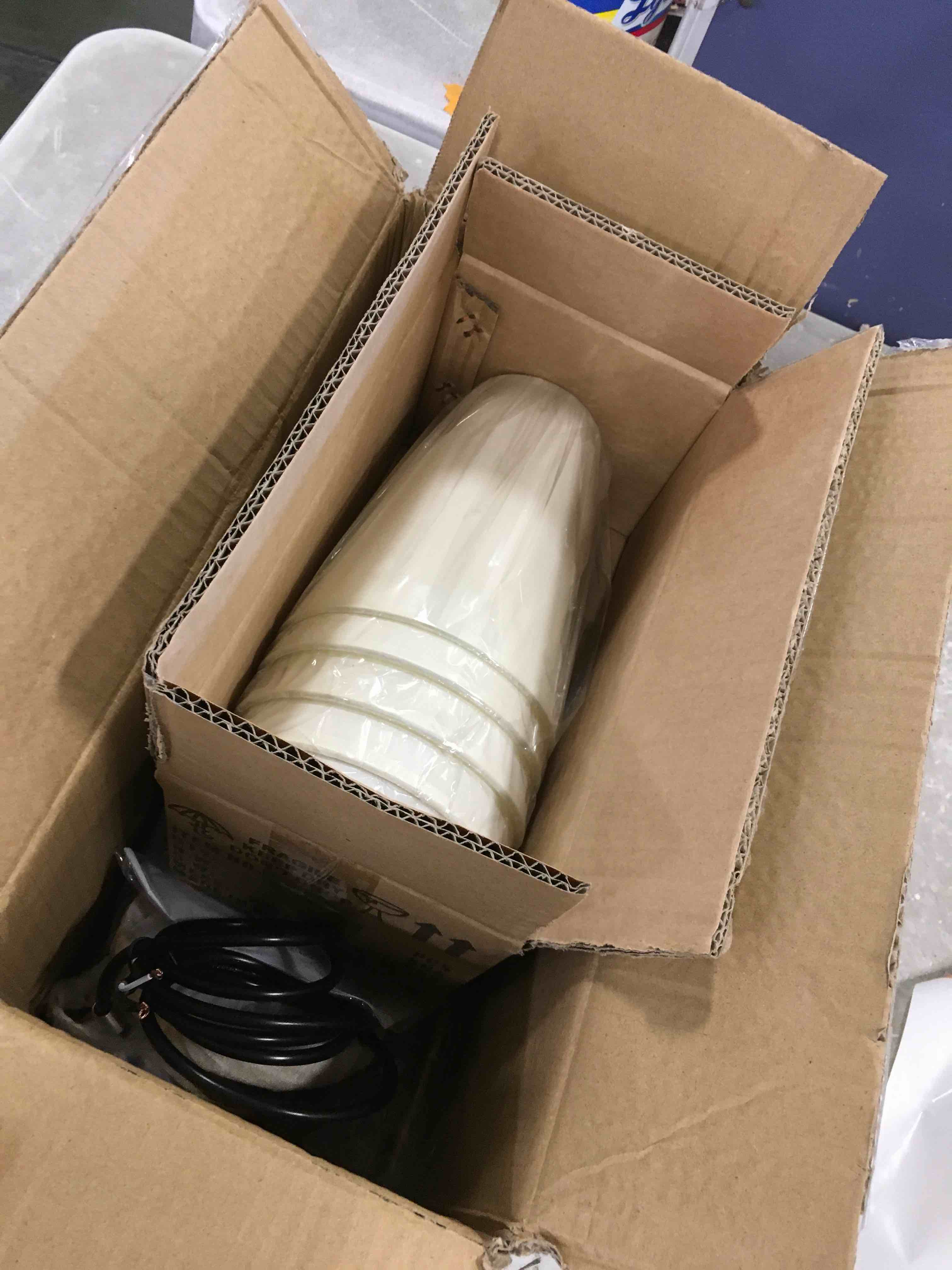 https://s3.amazonaws.com/lotting-images-prod/bidfta/ORG6590206_1718461376570.jpeg