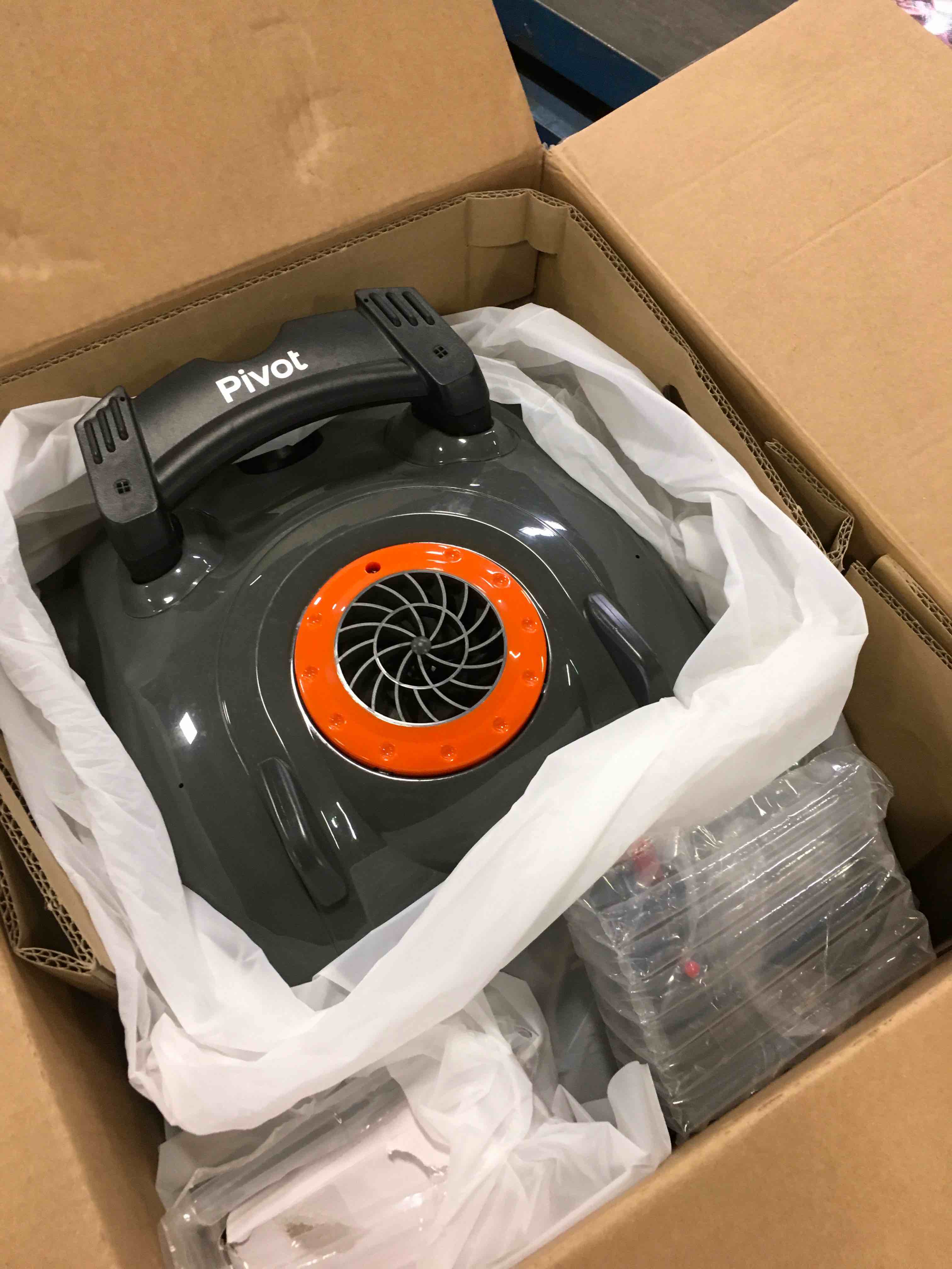 https://s3.amazonaws.com/lotting-images-prod/bidfta/ORG6590343_1718628429809.jpeg