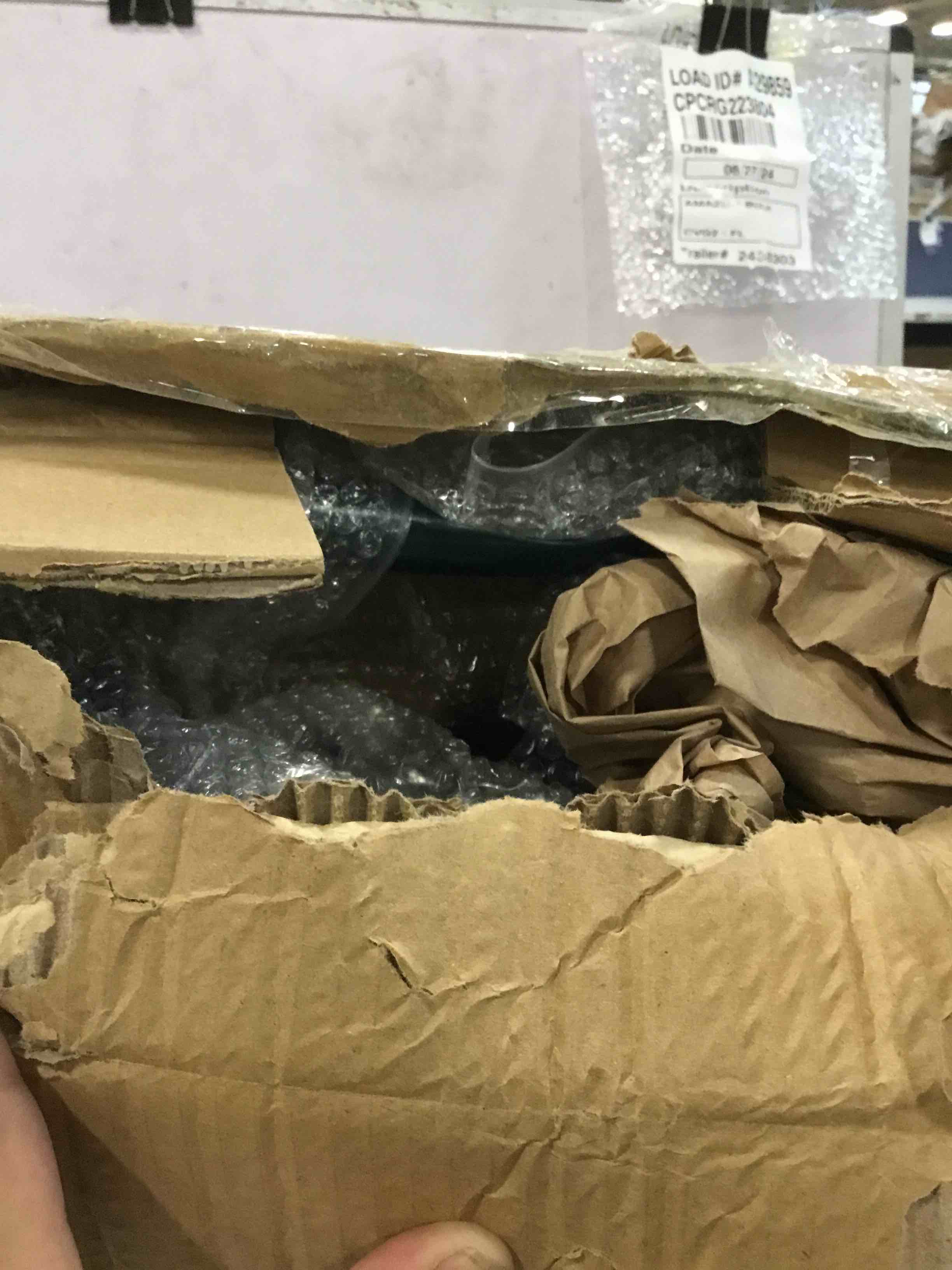 https://s3.amazonaws.com/lotting-images-prod/bidfta/ORG6592769_1720043377697.jpeg