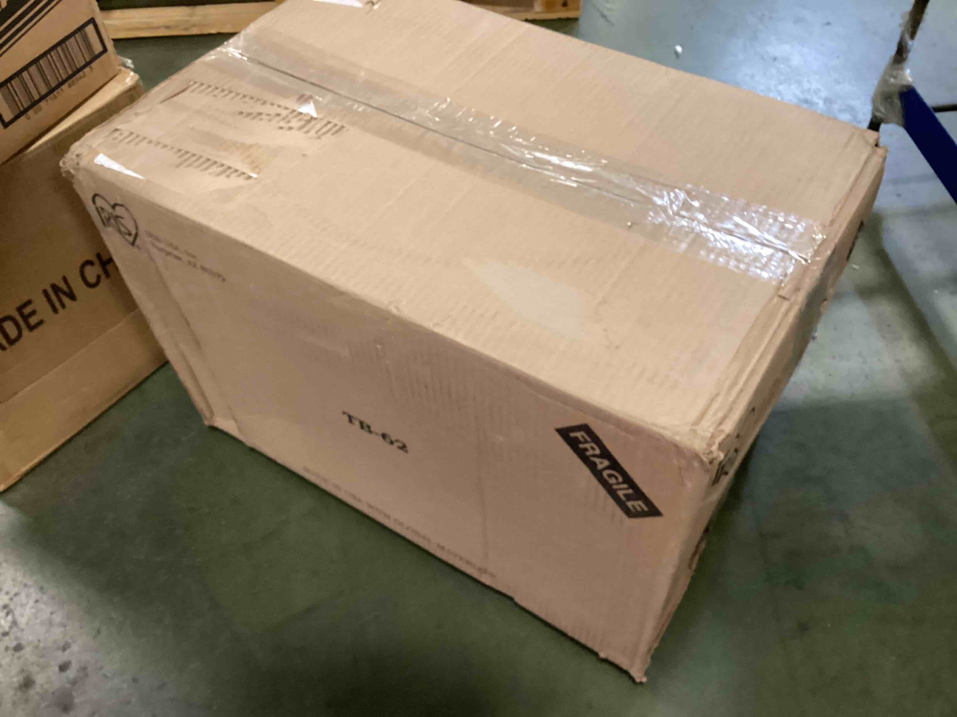 https://s3.amazonaws.com/lotting-images-prod/bidfta/ORG6595381_1720717373138.jpeg