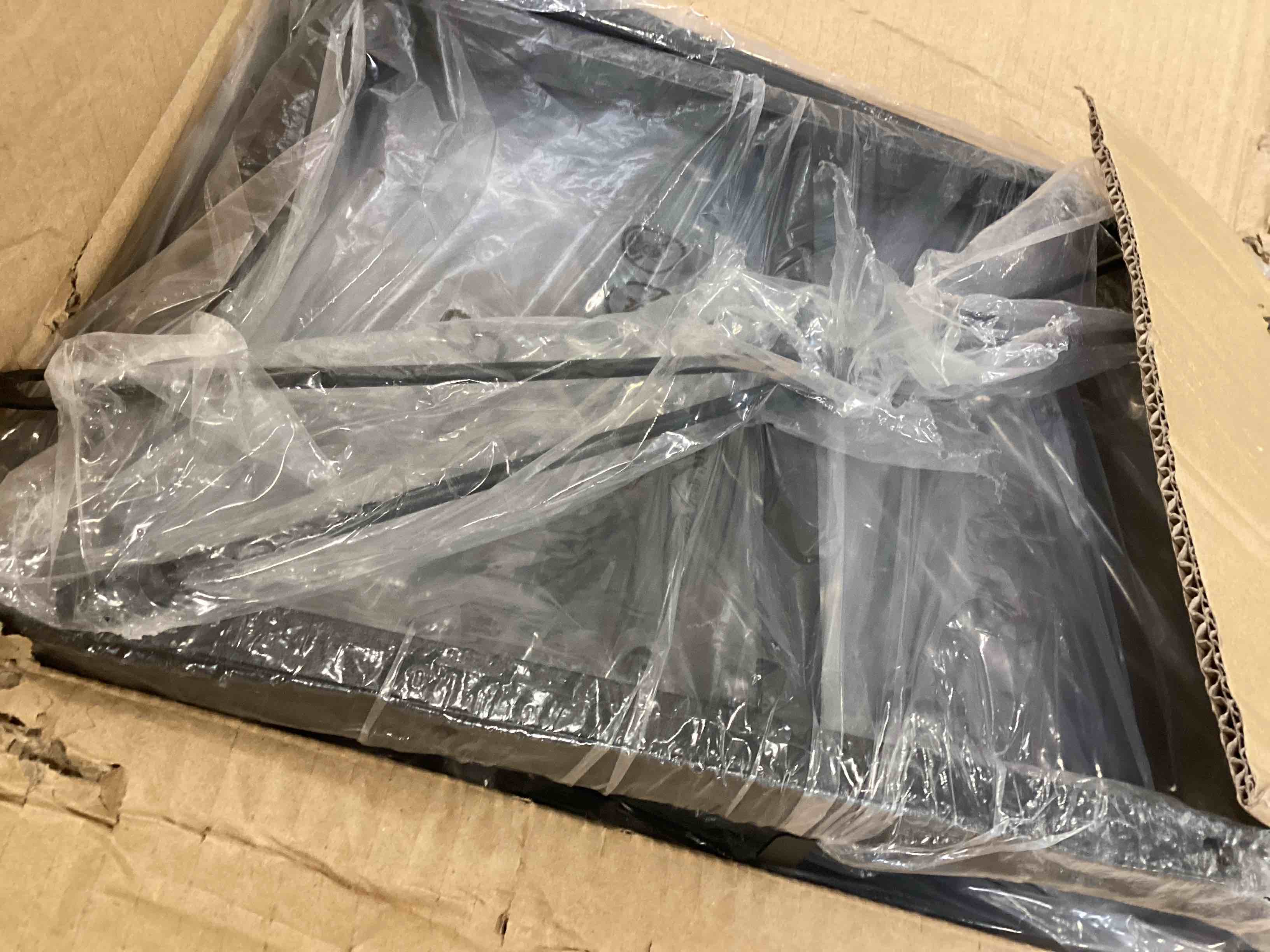 https://s3.amazonaws.com/lotting-images-prod/bidfta/ORG6595578_1720794119018.jpeg