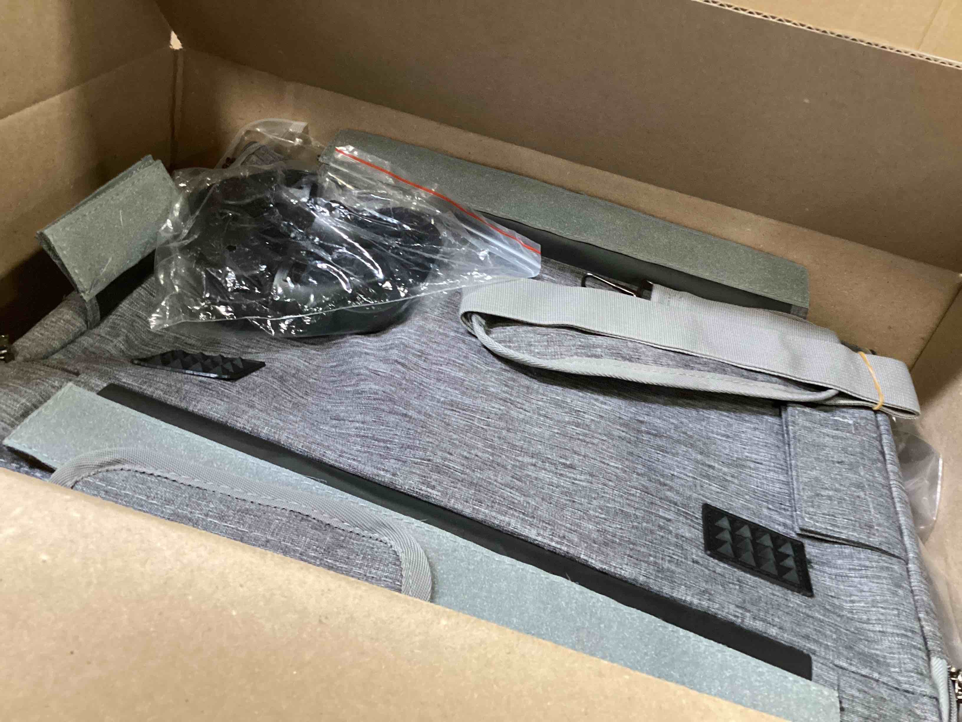 https://s3.amazonaws.com/lotting-images-prod/bidfta/ORG6595606_1720796553624.jpeg