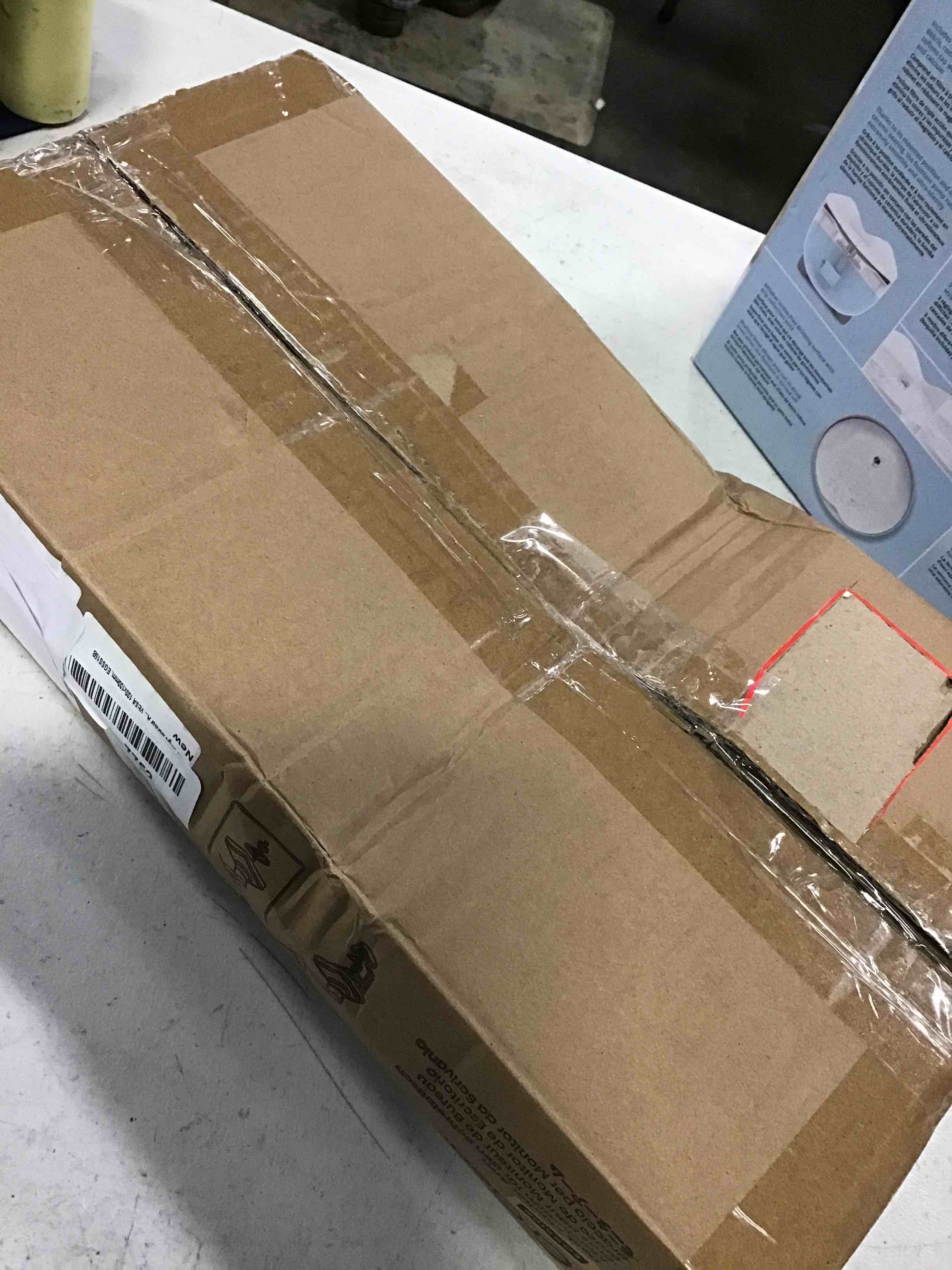 https://s3.amazonaws.com/lotting-images-prod/bidfta/ORG6596463_1716382554352.jpeg