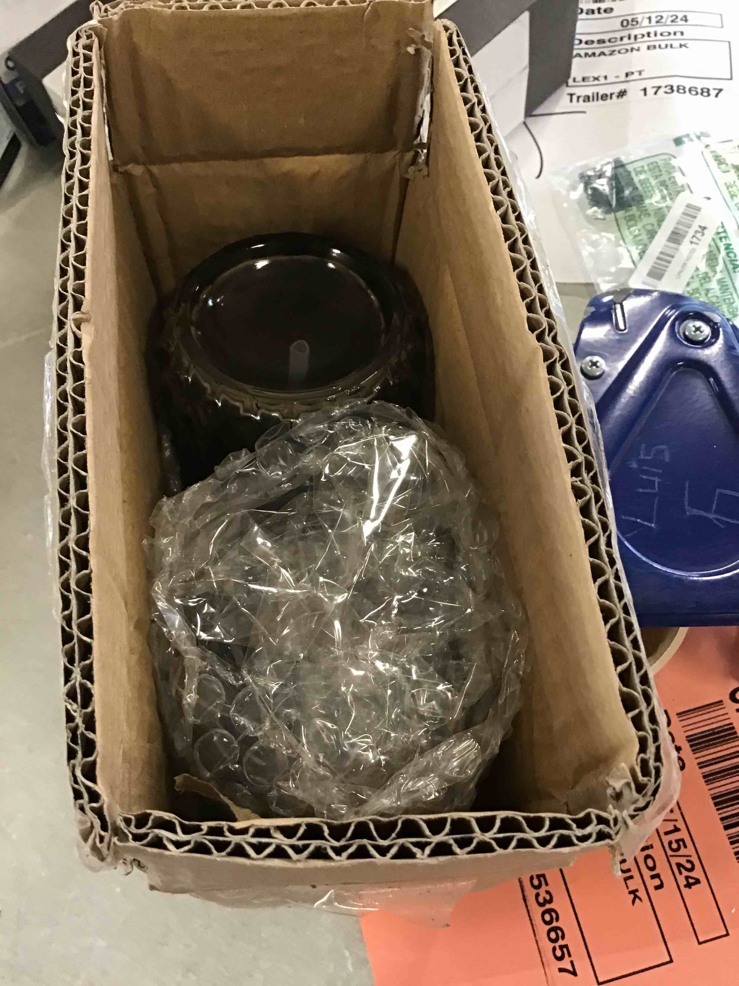 https://s3.amazonaws.com/lotting-images-prod/bidfta/ORG6596901_1716492911580.jpeg