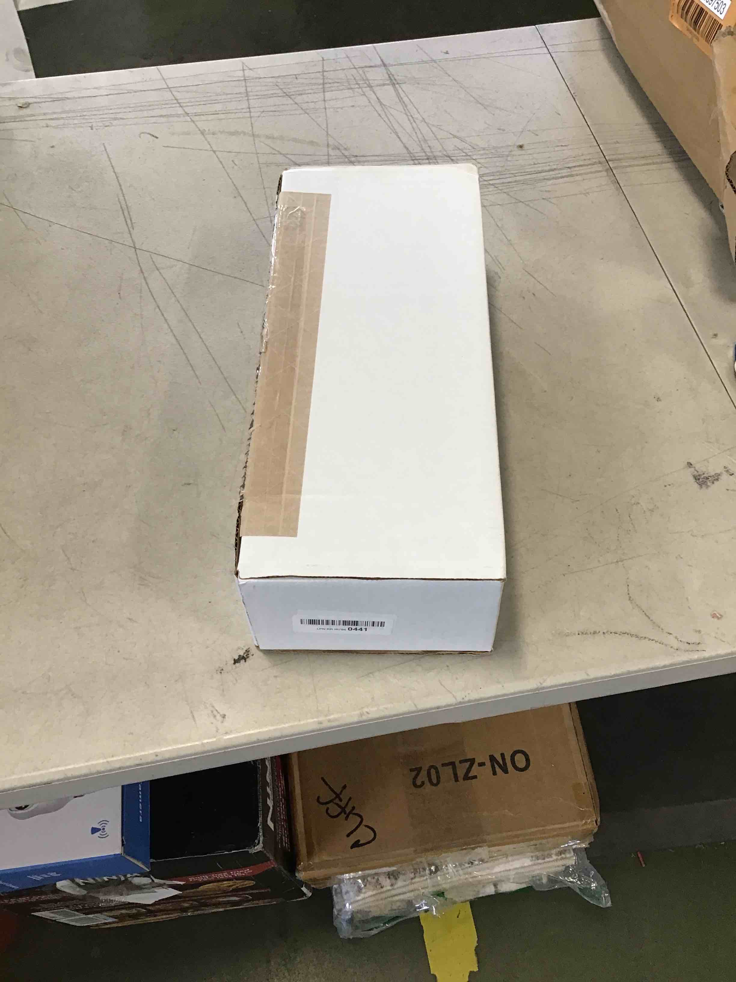 https://s3.amazonaws.com/lotting-images-prod/bidfta/ORG6597510_1716229985043.jpeg