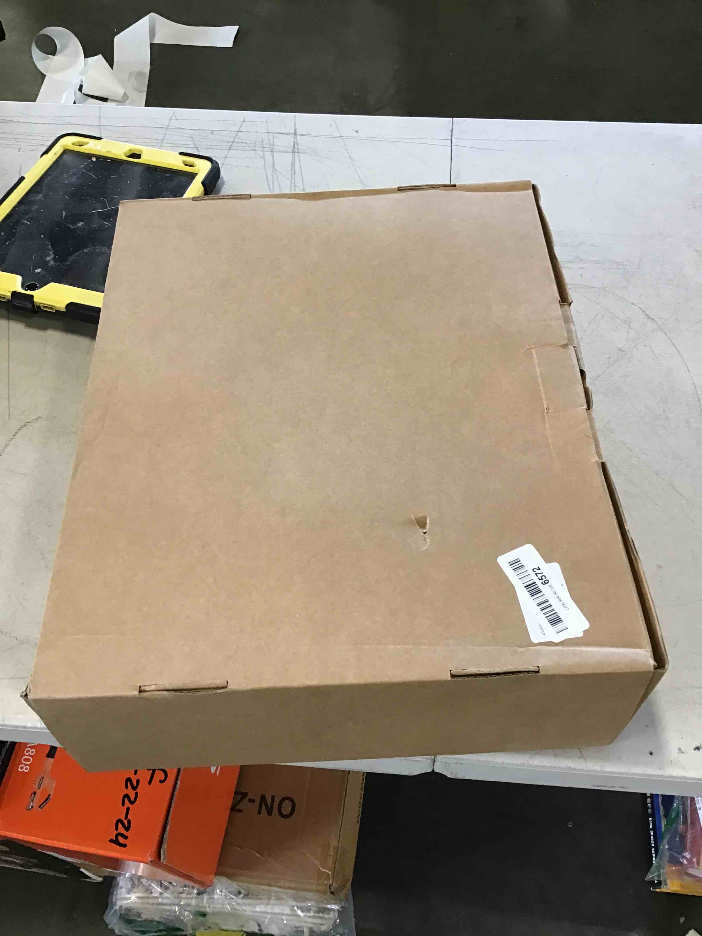 https://s3.amazonaws.com/lotting-images-prod/bidfta/ORG6597551_1716233808707.jpeg