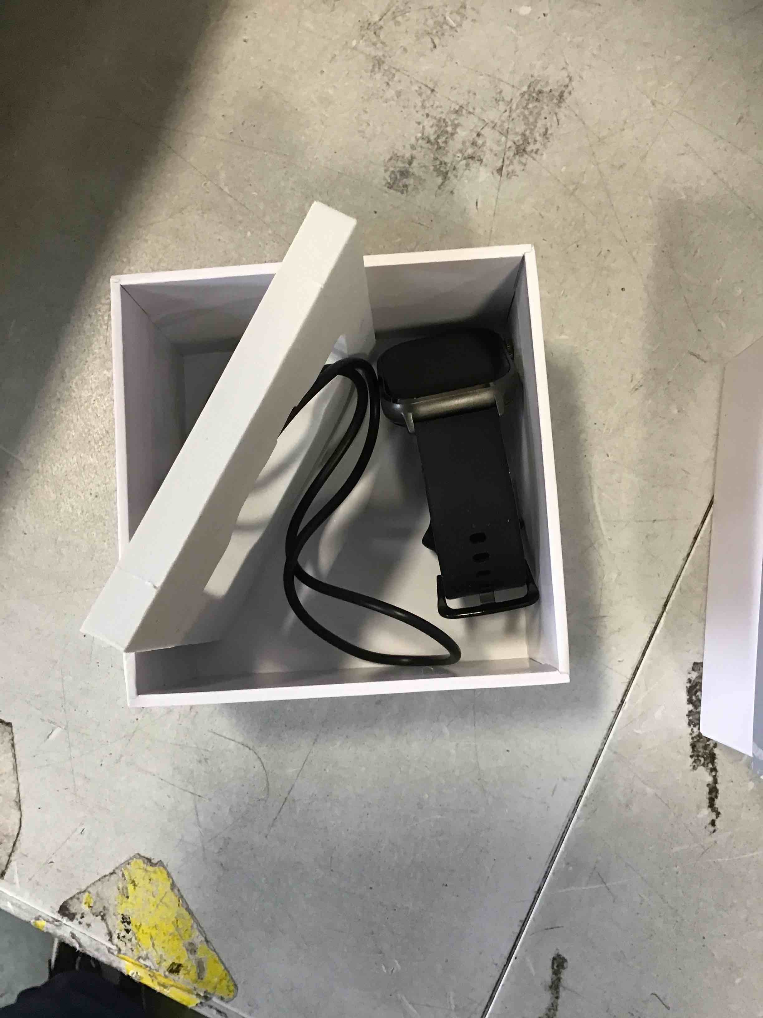 https://s3.amazonaws.com/lotting-images-prod/bidfta/ORG6598798_1716563679039.jpeg