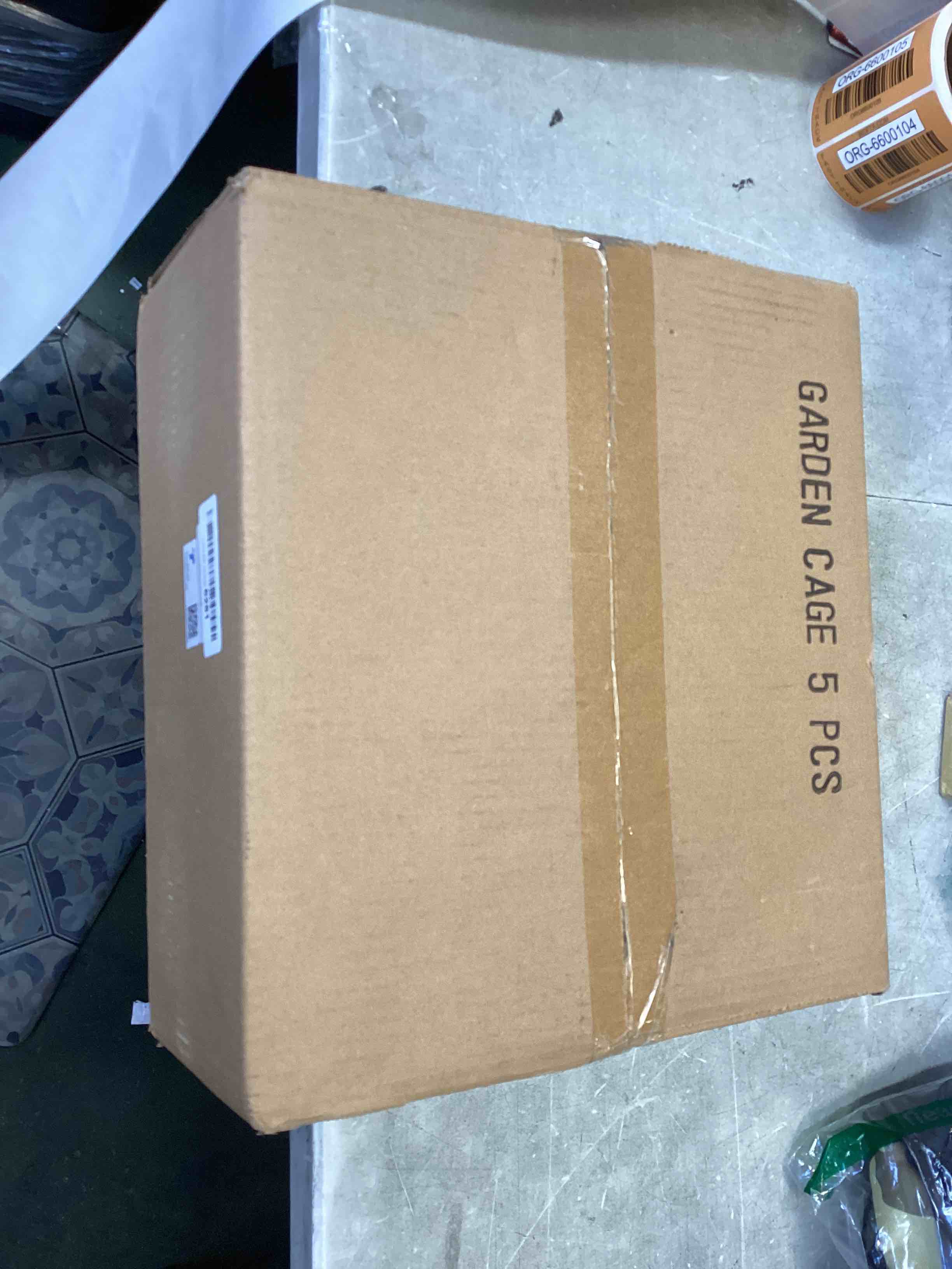 https://s3.amazonaws.com/lotting-images-prod/bidfta/ORG6600095_1715370930552.jpeg