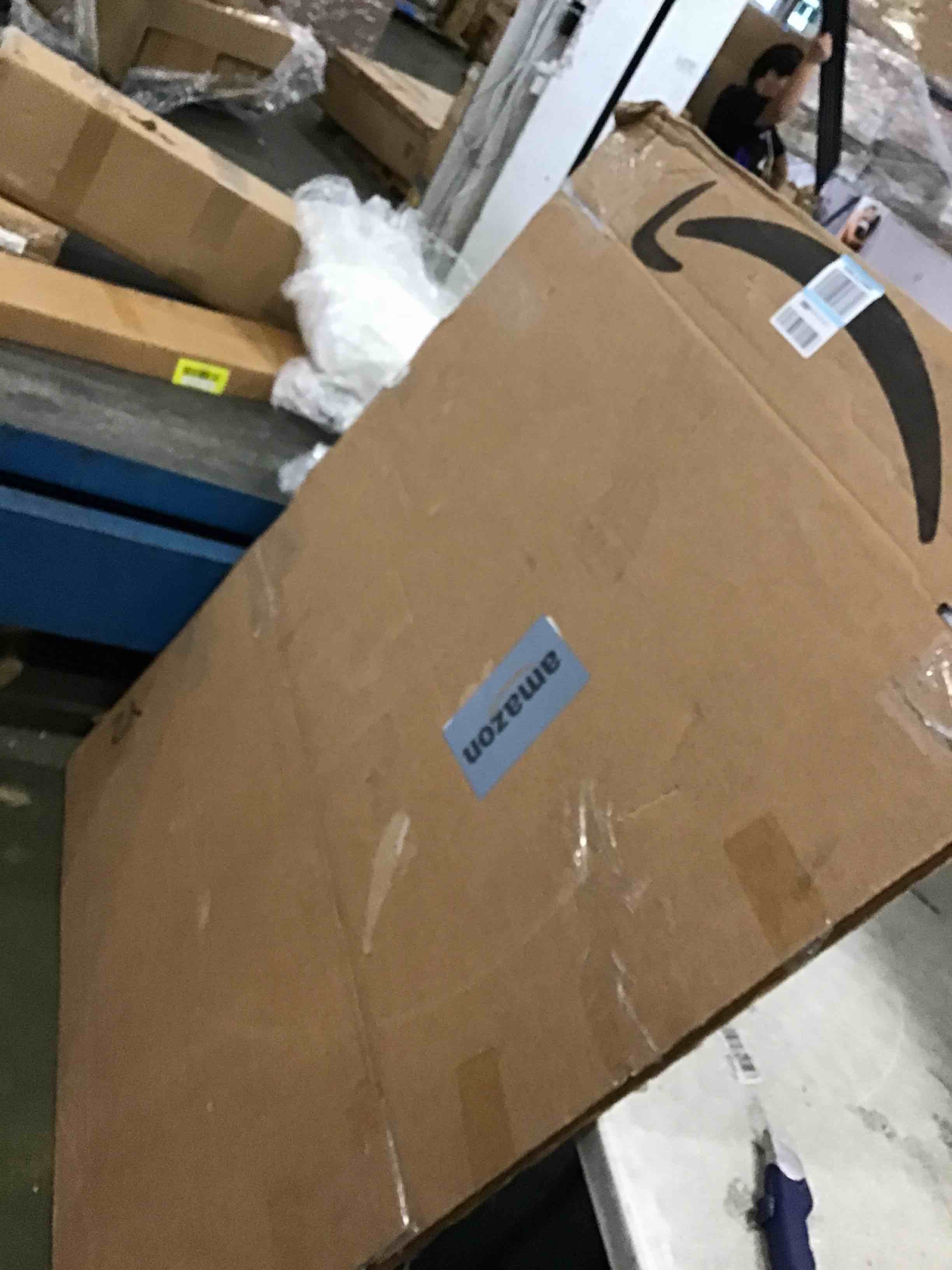 https://s3.amazonaws.com/lotting-images-prod/bidfta/ORG6601680_1716059541418.jpeg