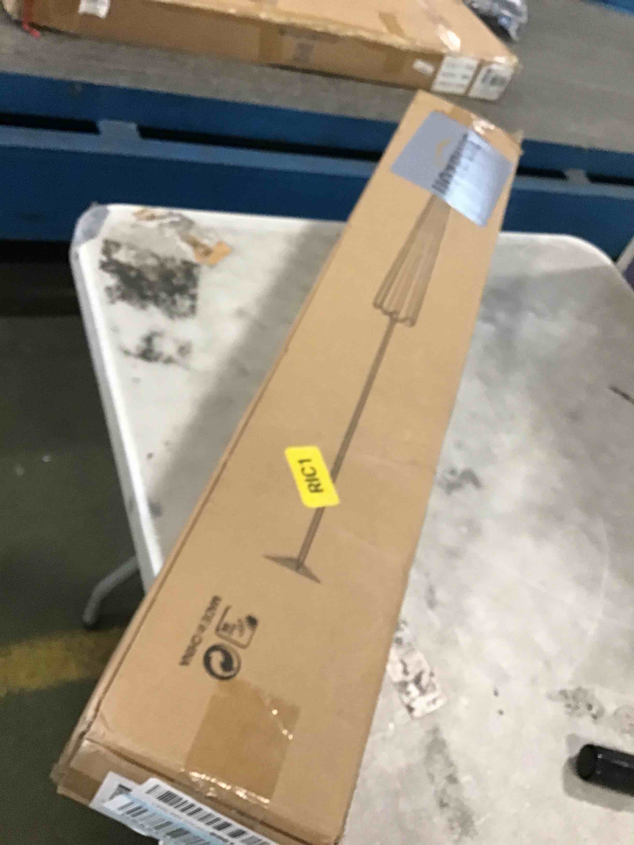 https://s3.amazonaws.com/lotting-images-prod/bidfta/ORG6601715_1716119001475.jpeg