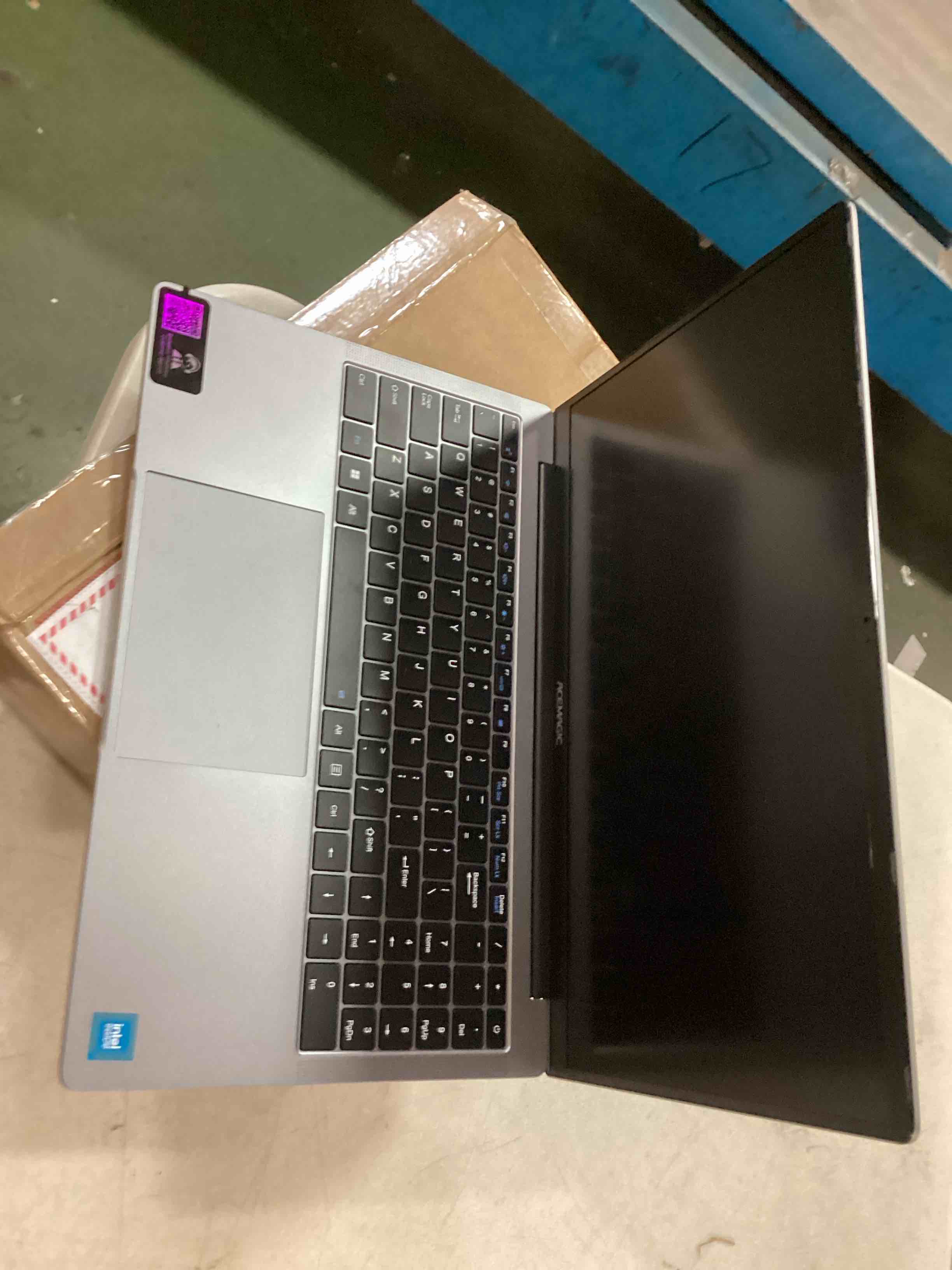 https://s3.amazonaws.com/lotting-images-prod/bidfta/ORG6601961_1715773626031.jpeg