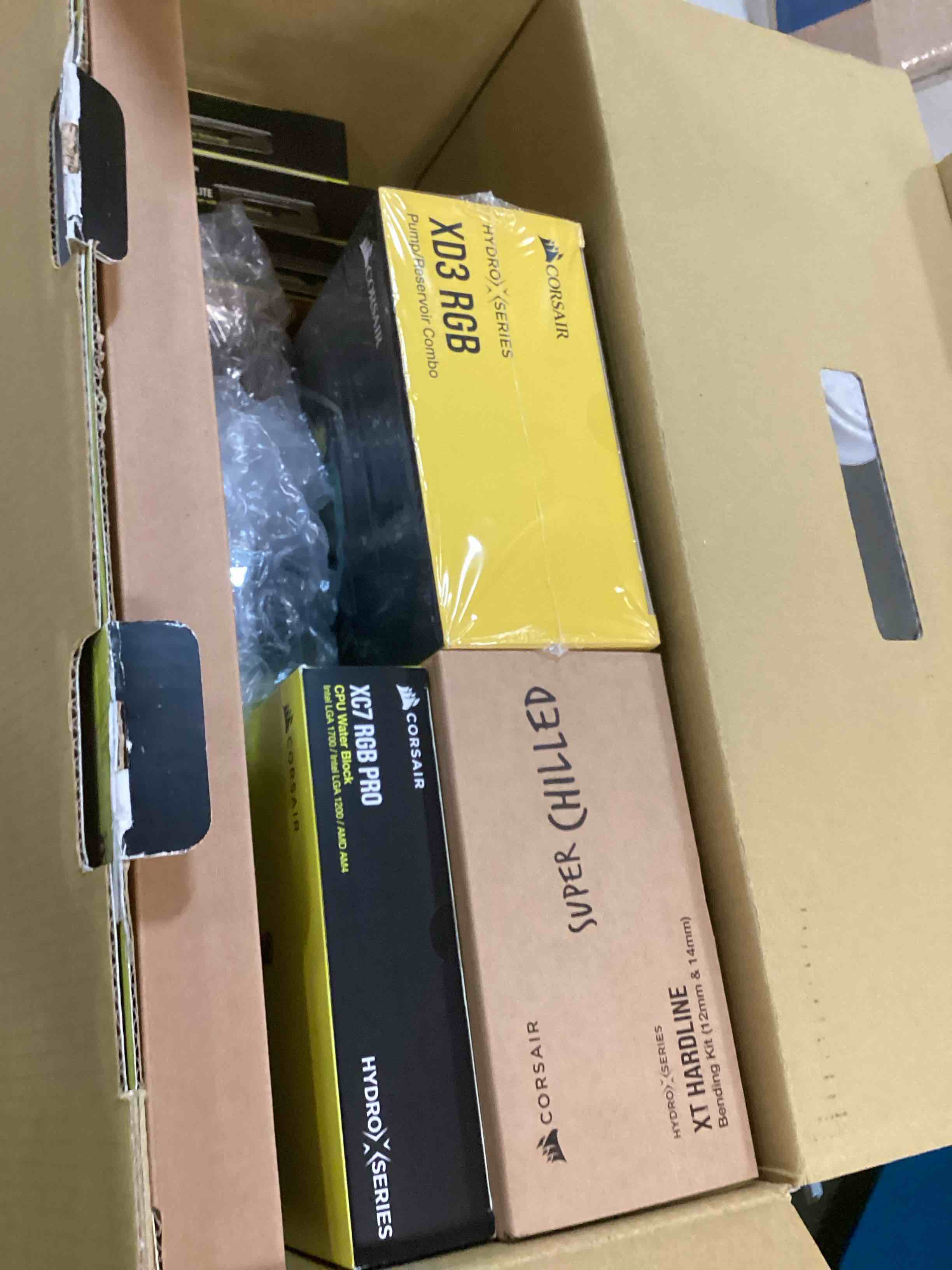 https://s3.amazonaws.com/lotting-images-prod/bidfta/ORG6603434_1716389707839.jpeg