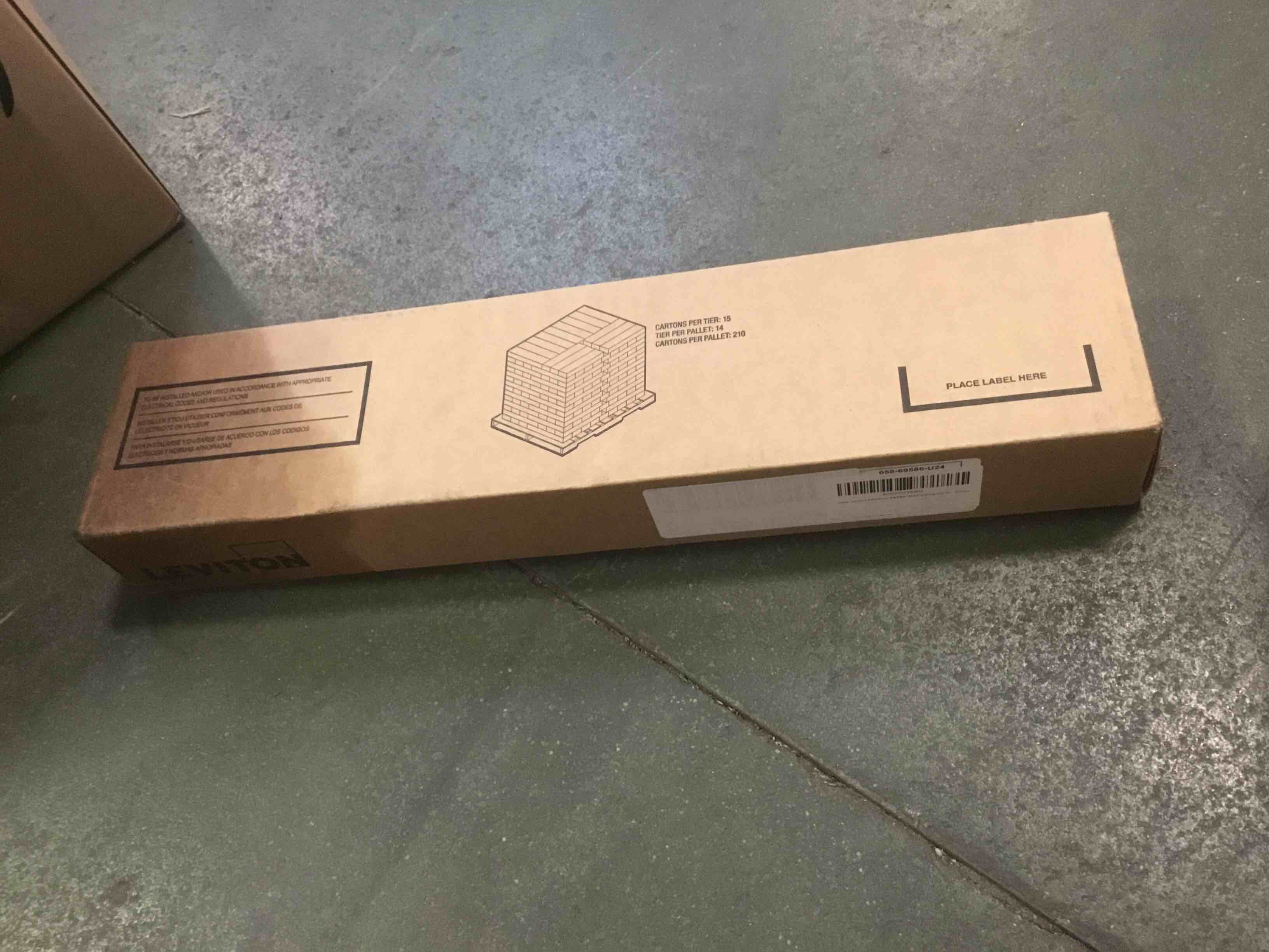 https://s3.amazonaws.com/lotting-images-prod/bidfta/ORG6604788_1716653704405.jpeg