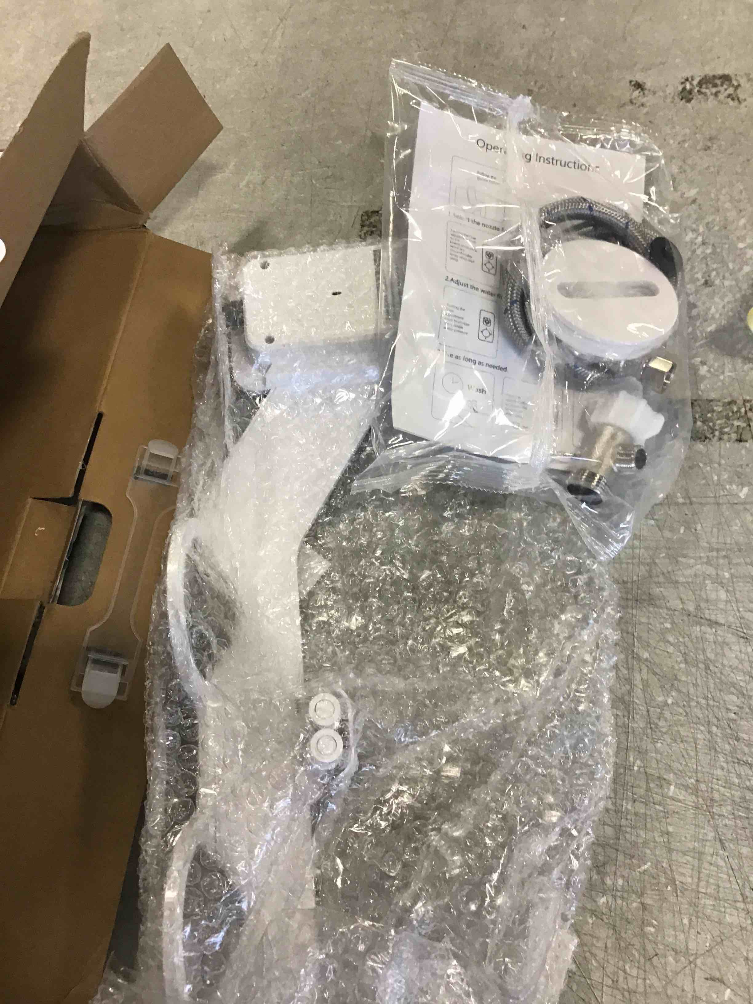 https://s3.amazonaws.com/lotting-images-prod/bidfta/ORG6605603_1715352331839.jpeg