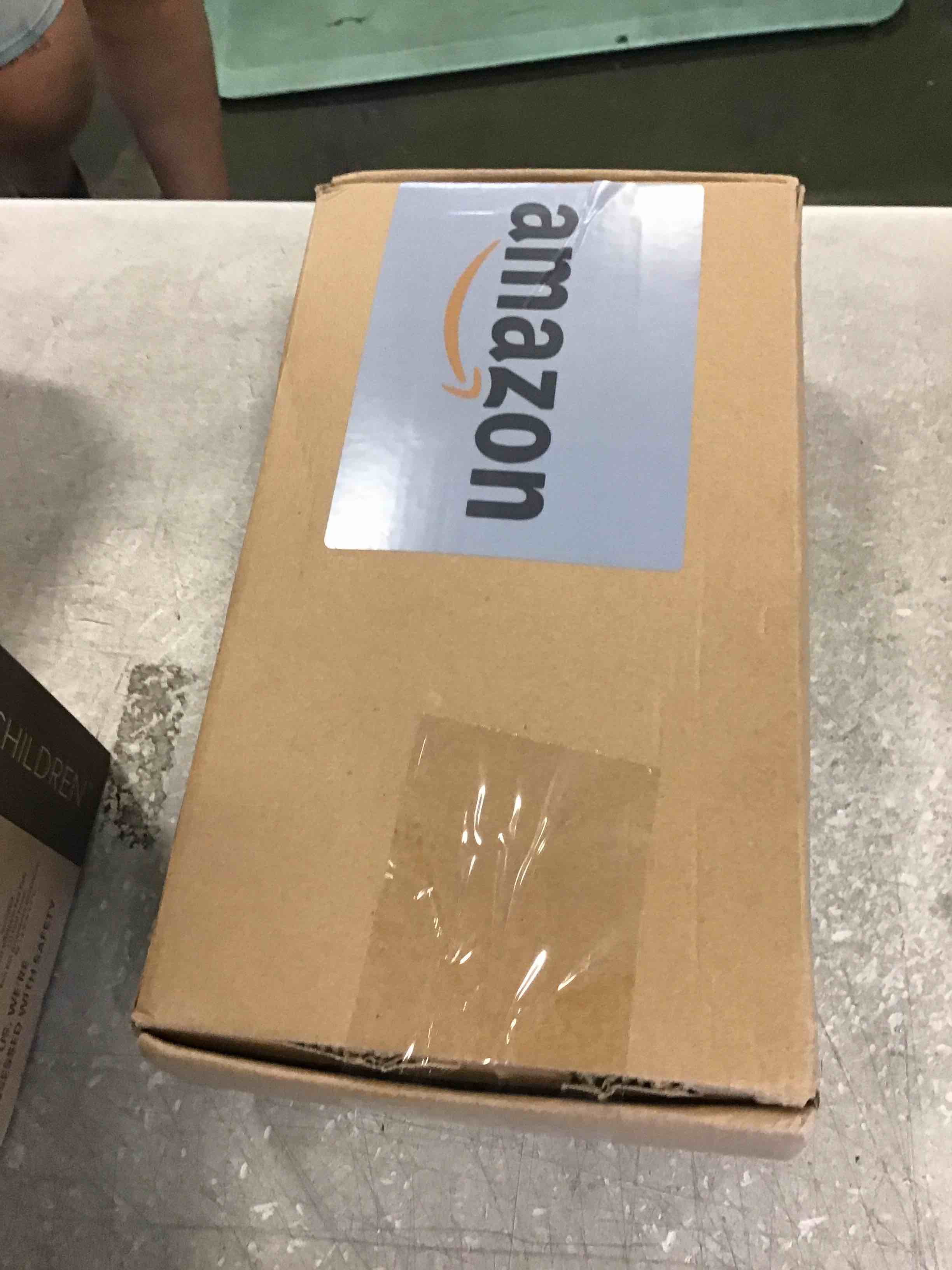 https://s3.amazonaws.com/lotting-images-prod/bidfta/ORG6605643_1715355412755.jpeg
