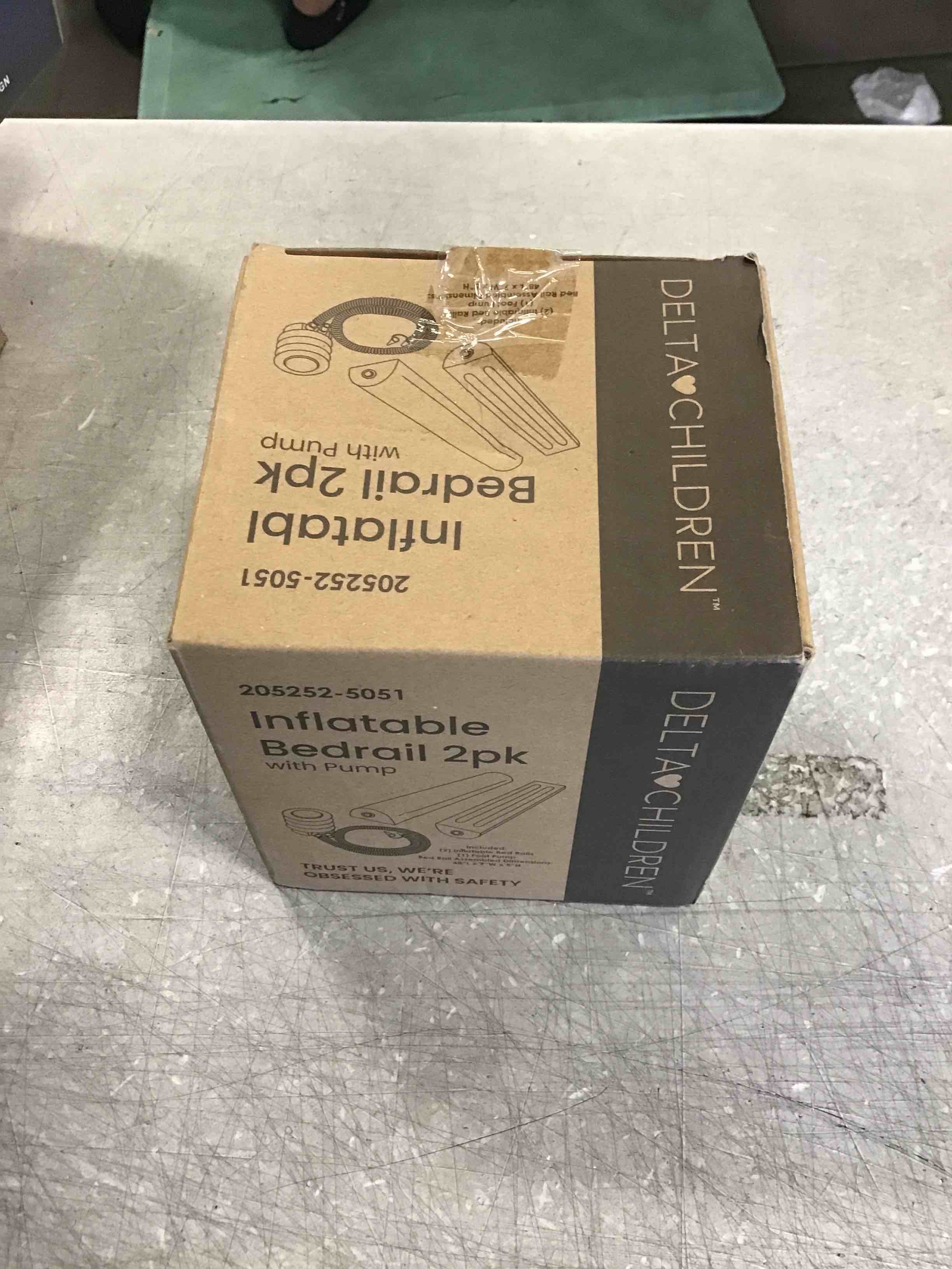 https://s3.amazonaws.com/lotting-images-prod/bidfta/ORG6605644_1715355452834.jpeg