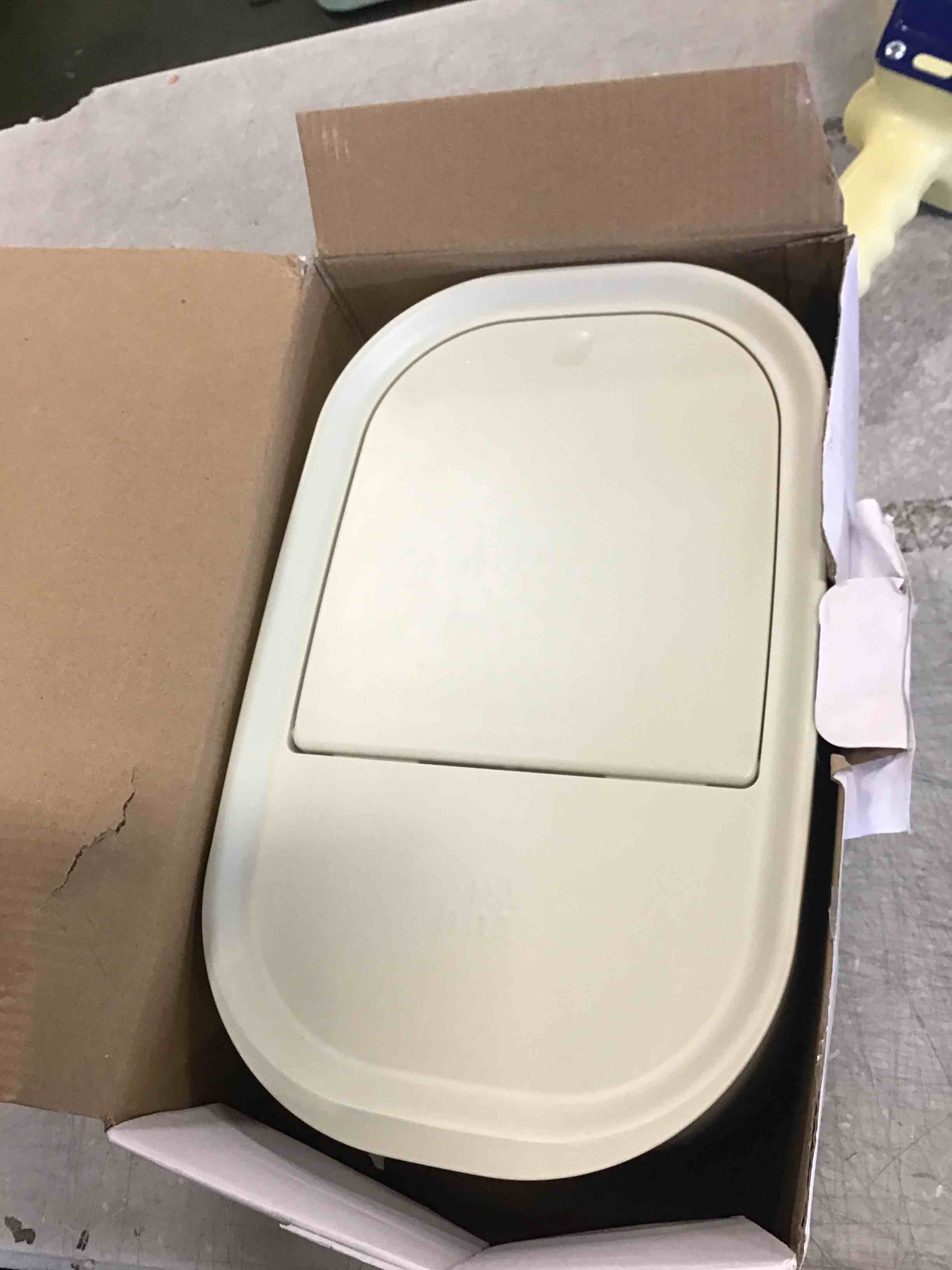 https://s3.amazonaws.com/lotting-images-prod/bidfta/ORG6605681_1715359959441.jpeg