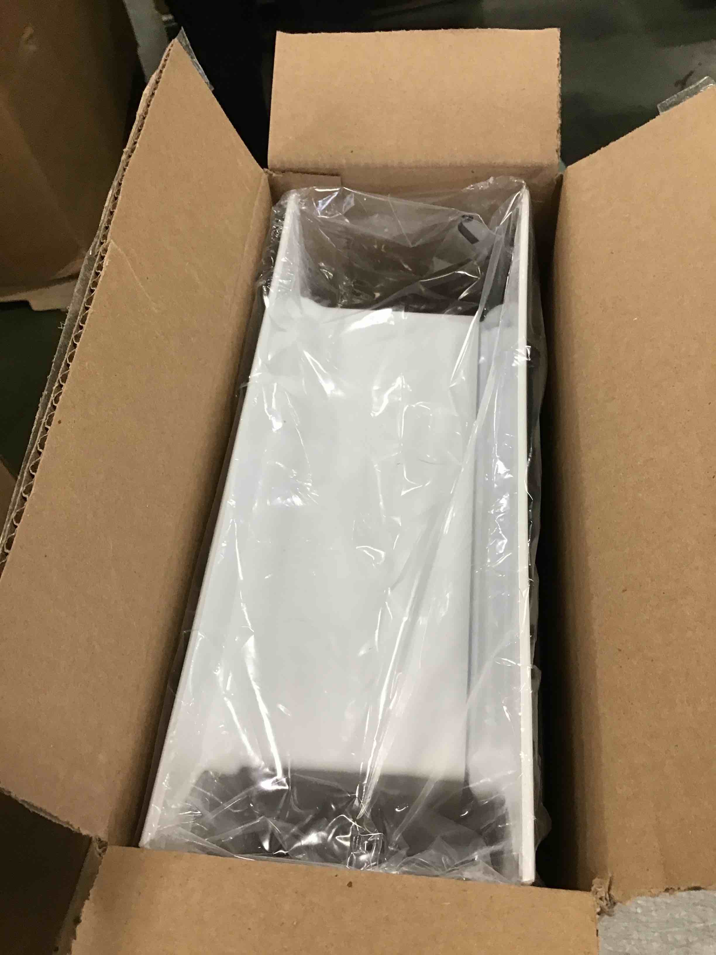 https://s3.amazonaws.com/lotting-images-prod/bidfta/ORG6606356_1715711753751.jpeg