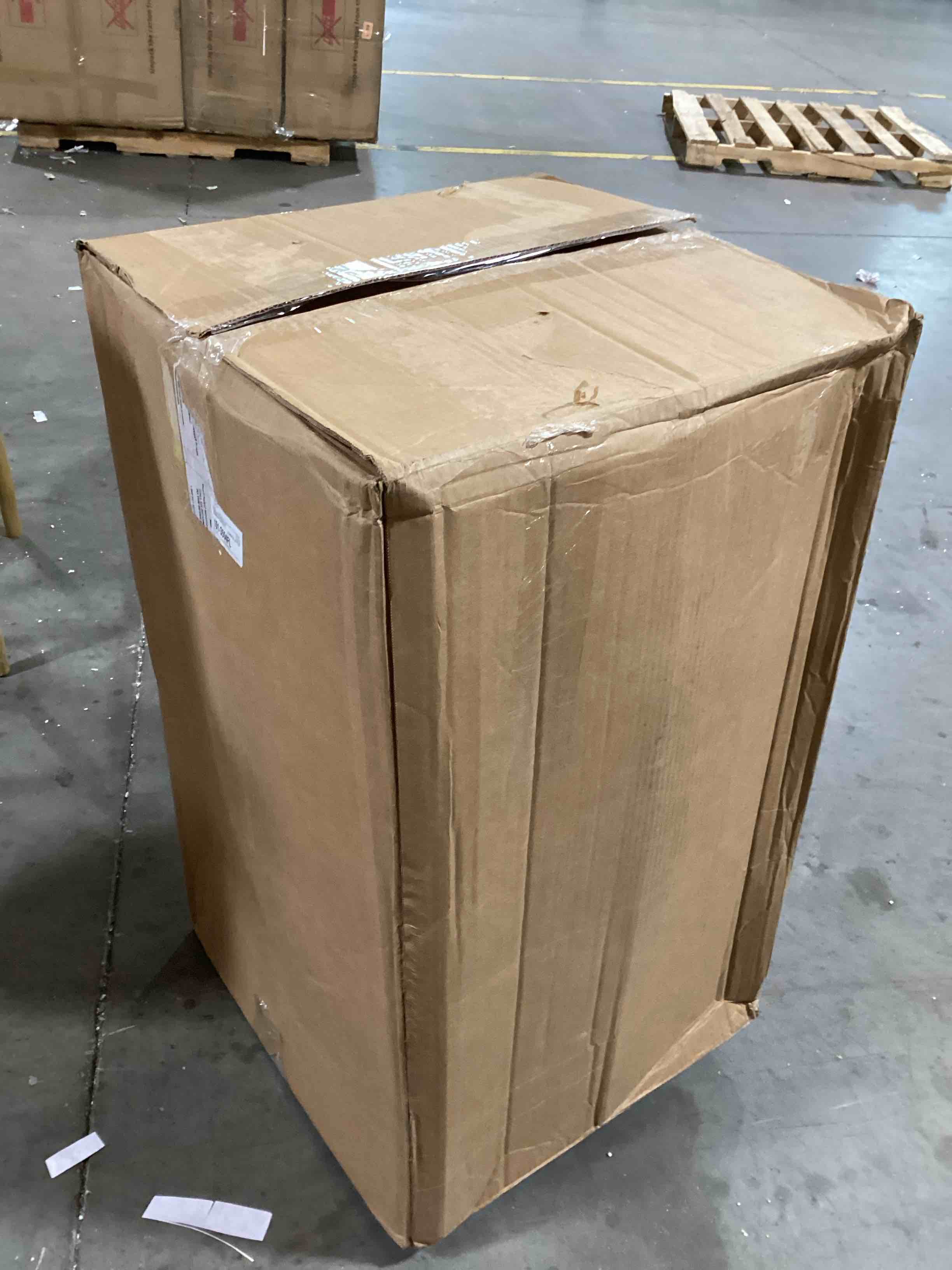 https://s3.amazonaws.com/lotting-images-prod/bidfta/ORG6608530_1721840420431.jpeg