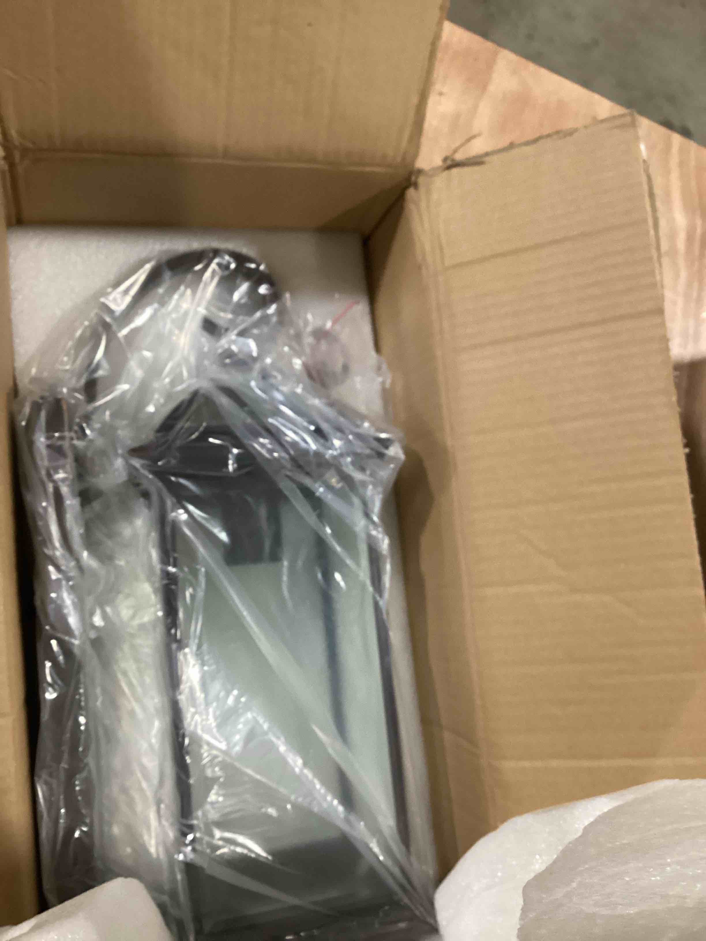 https://s3.amazonaws.com/lotting-images-prod/bidfta/ORG6609146_1722273088980.jpeg