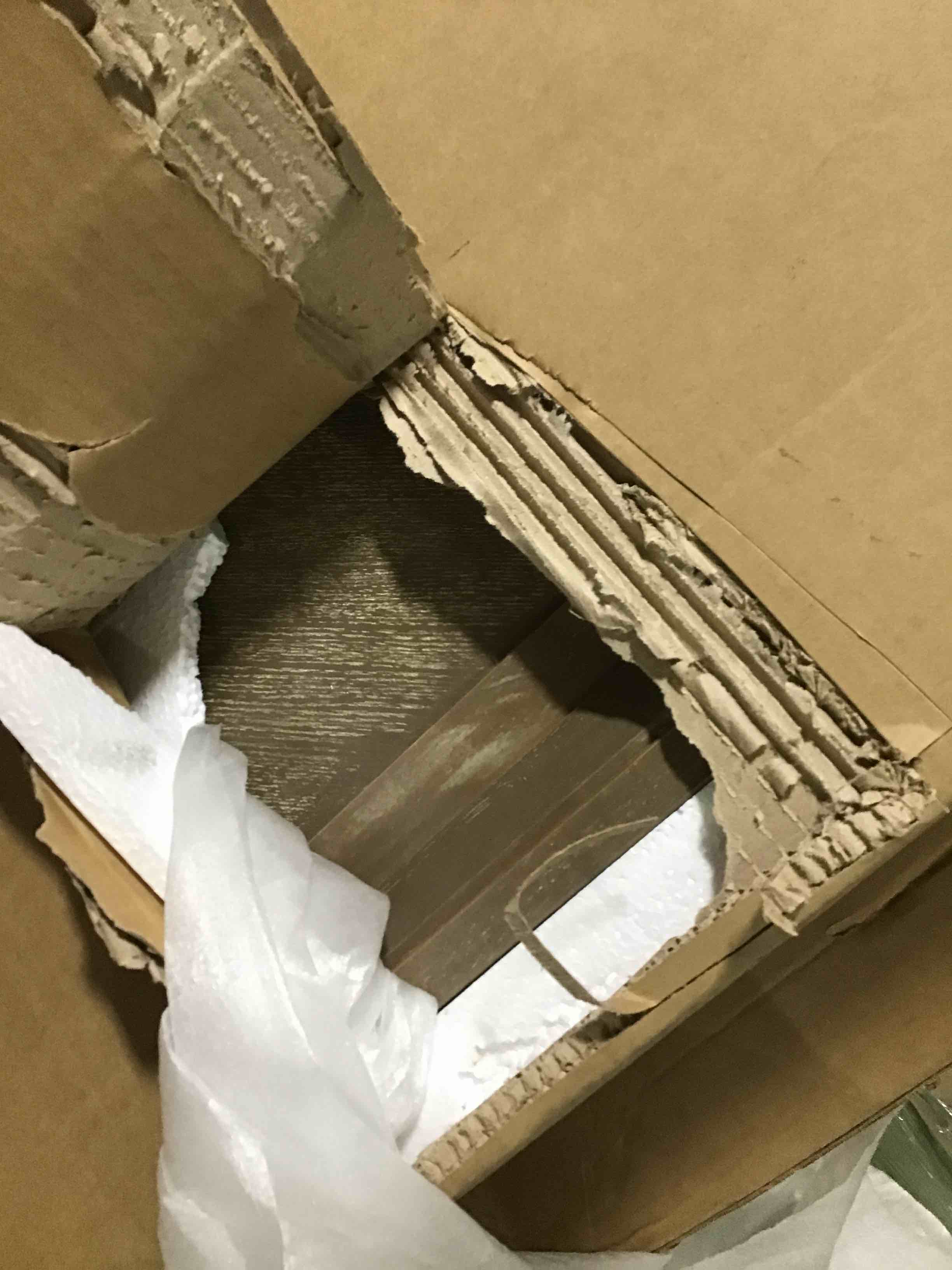 https://s3.amazonaws.com/lotting-images-prod/bidfta/ORG6610358_1721834818910.jpeg