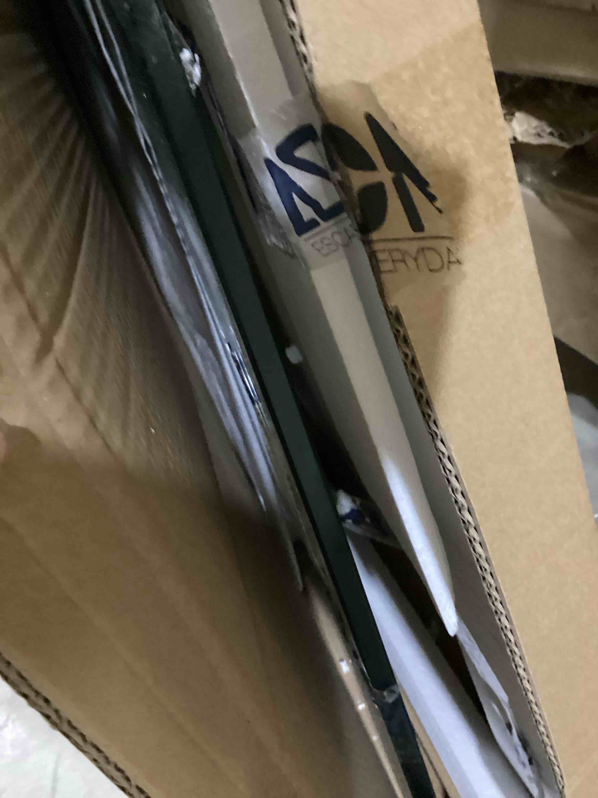 https://s3.amazonaws.com/lotting-images-prod/bidfta/ORG6612115_1722370039166.jpeg