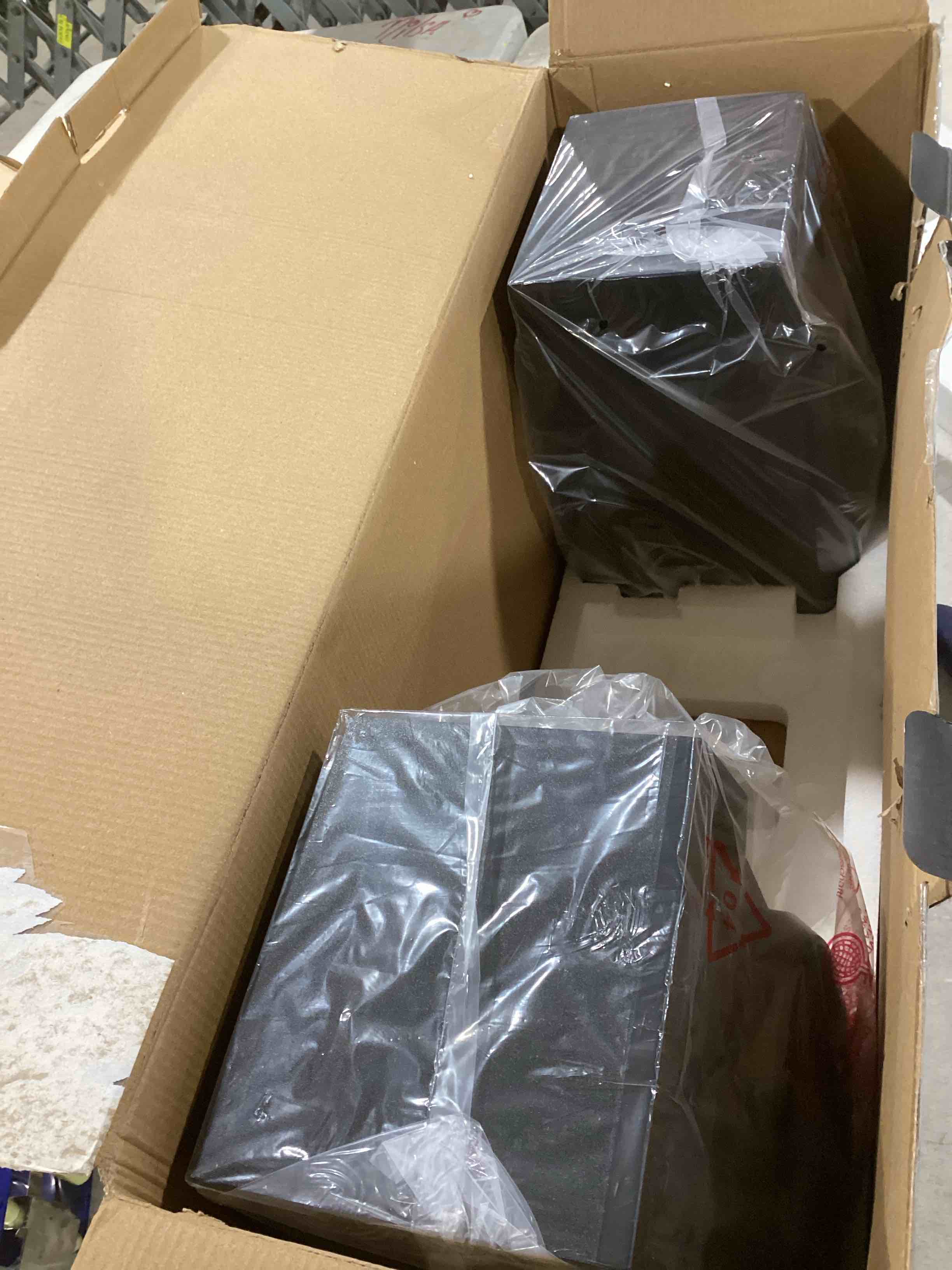 https://s3.amazonaws.com/lotting-images-prod/bidfta/ORG6612762_1721304486583.jpeg