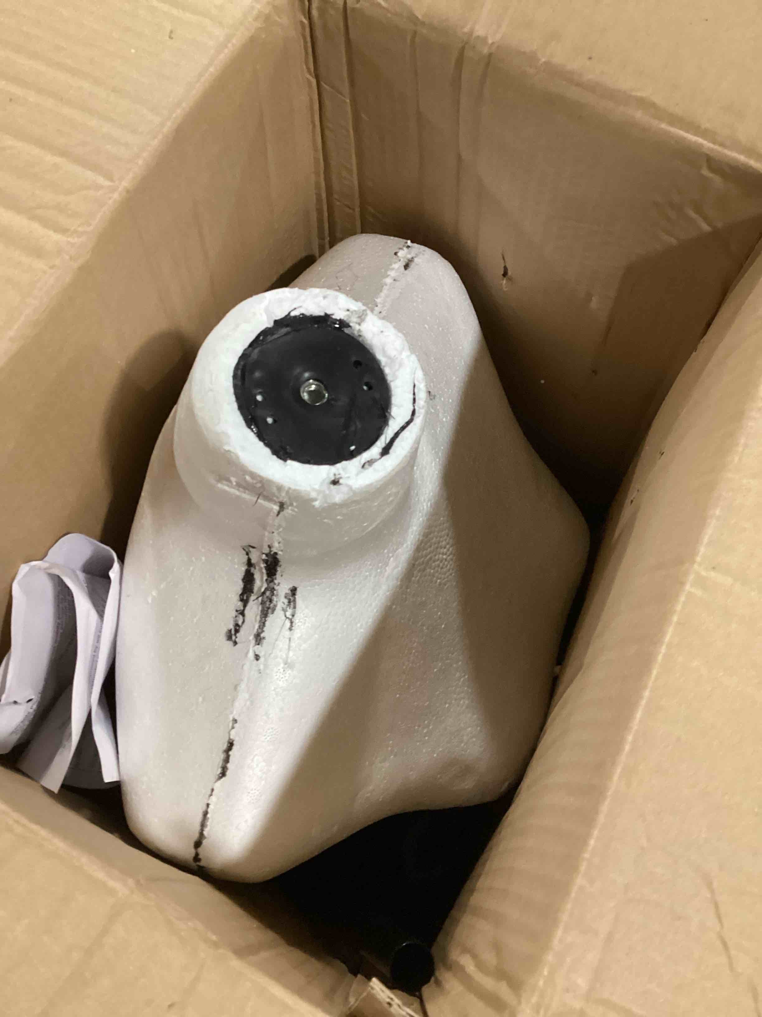 https://s3.amazonaws.com/lotting-images-prod/bidfta/ORG6613367_1721914315944.jpeg