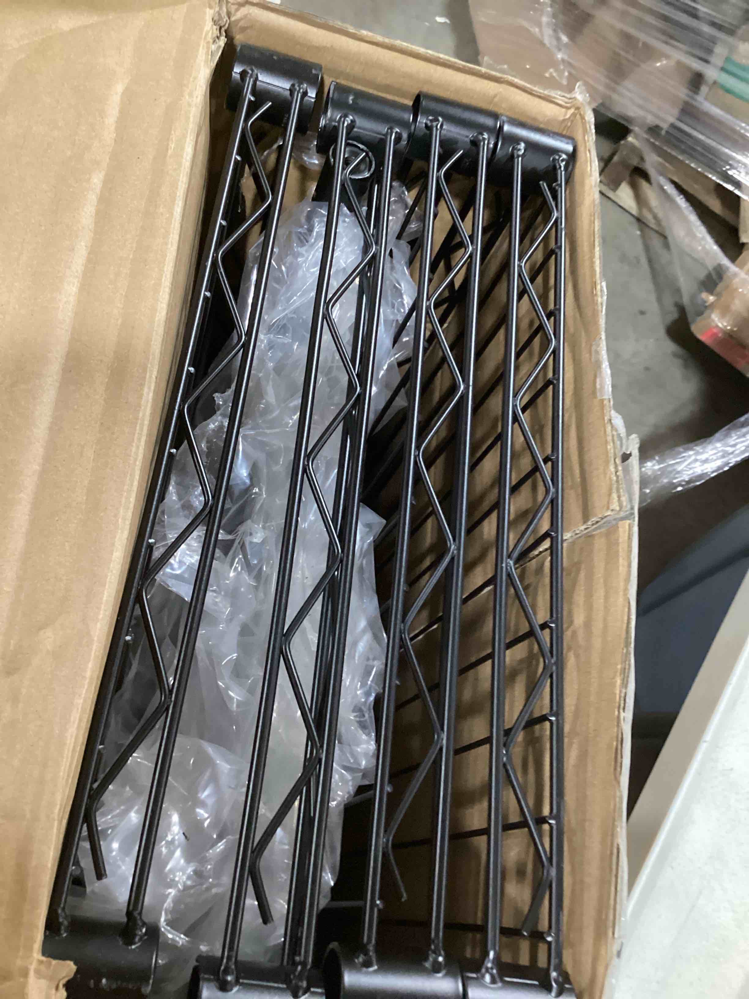 https://s3.amazonaws.com/lotting-images-prod/bidfta/ORG6614315_1721159346380.jpeg