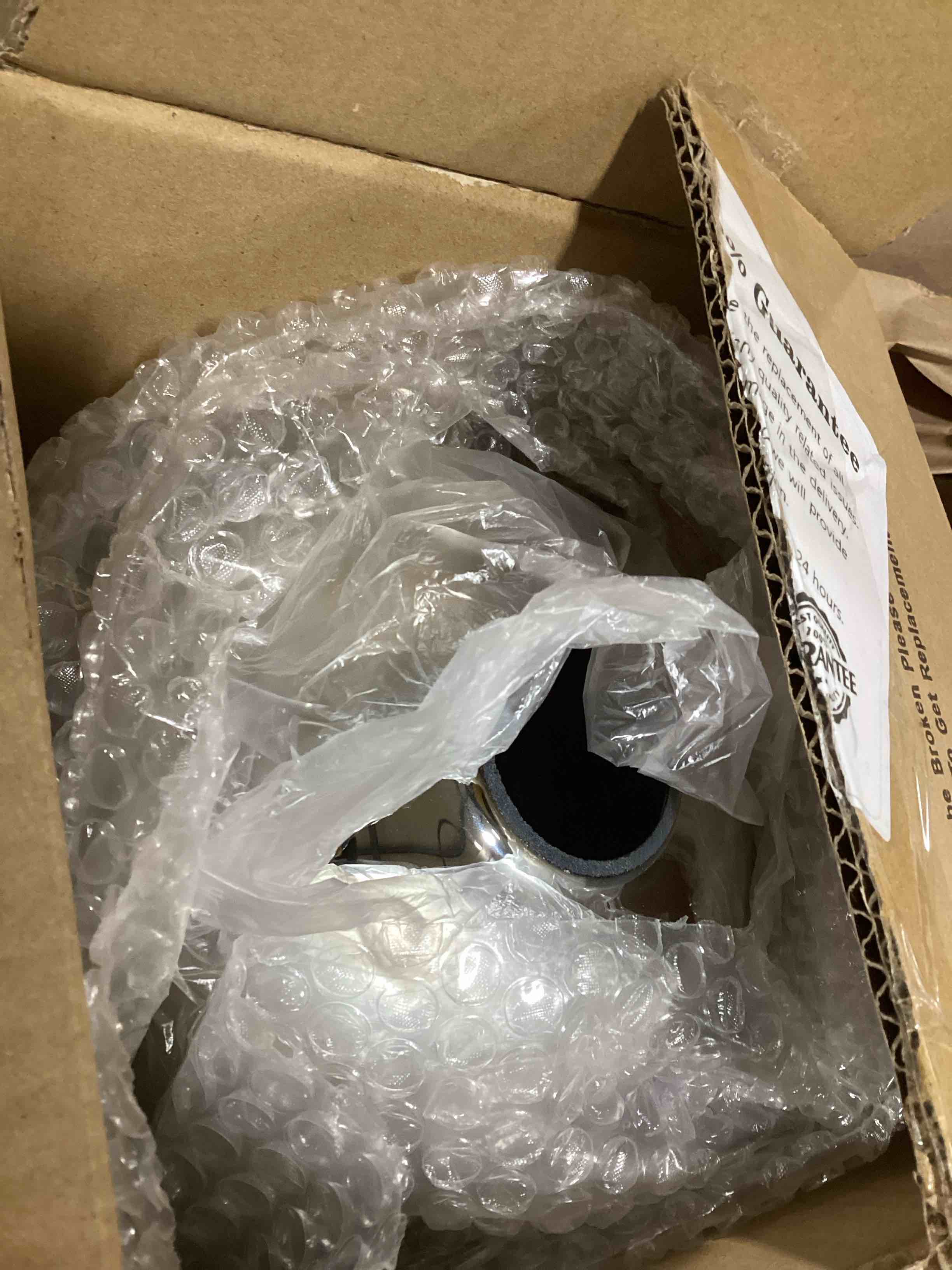 https://s3.amazonaws.com/lotting-images-prod/bidfta/ORG6615112_1721746907488.jpeg