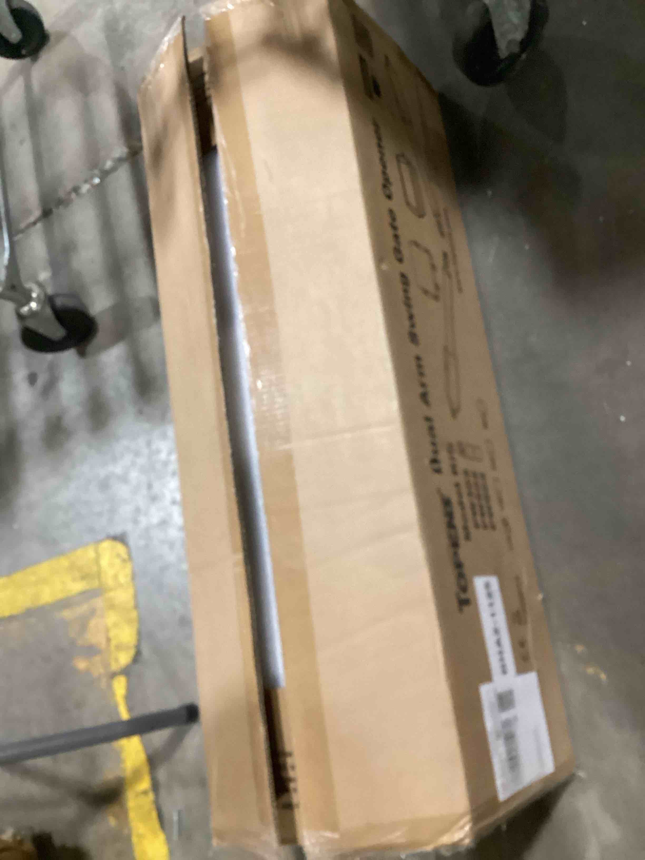 https://s3.amazonaws.com/lotting-images-prod/bidfta/ORG6616955_1721068754181.jpeg