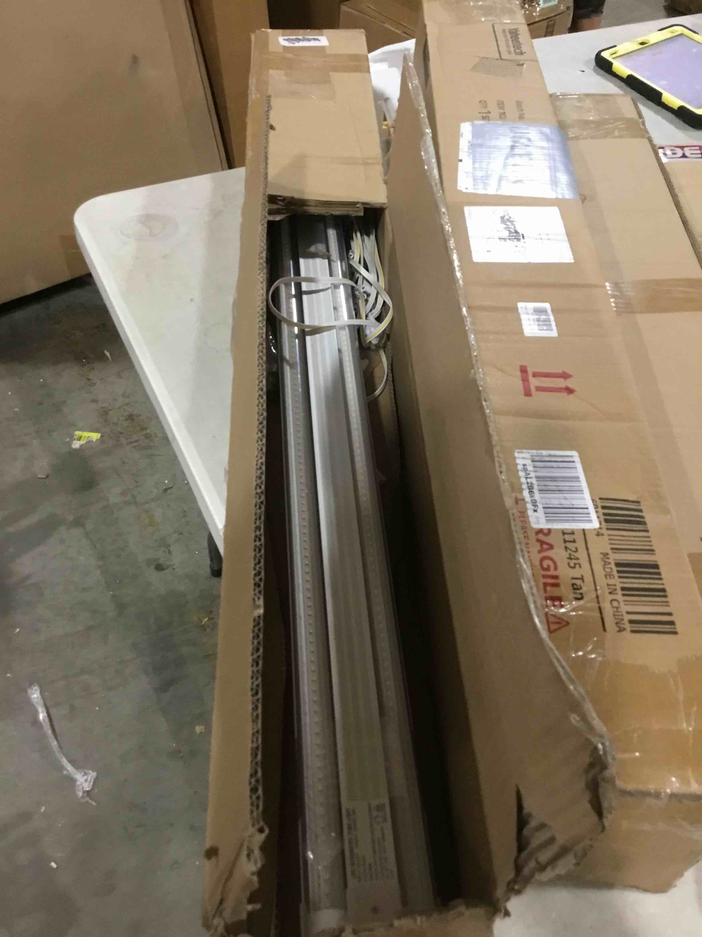 https://s3.amazonaws.com/lotting-images-prod/bidfta/ORG6618220_1721764001523.jpeg