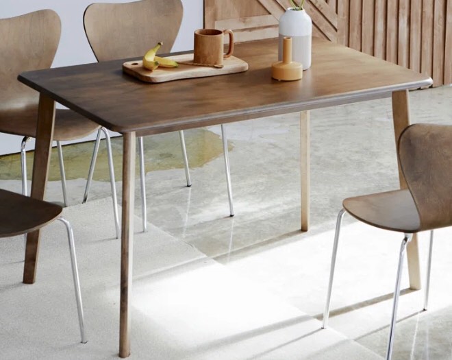 Glaskowski 47.2"L Mid-Century Modern Solidwood Dining Table