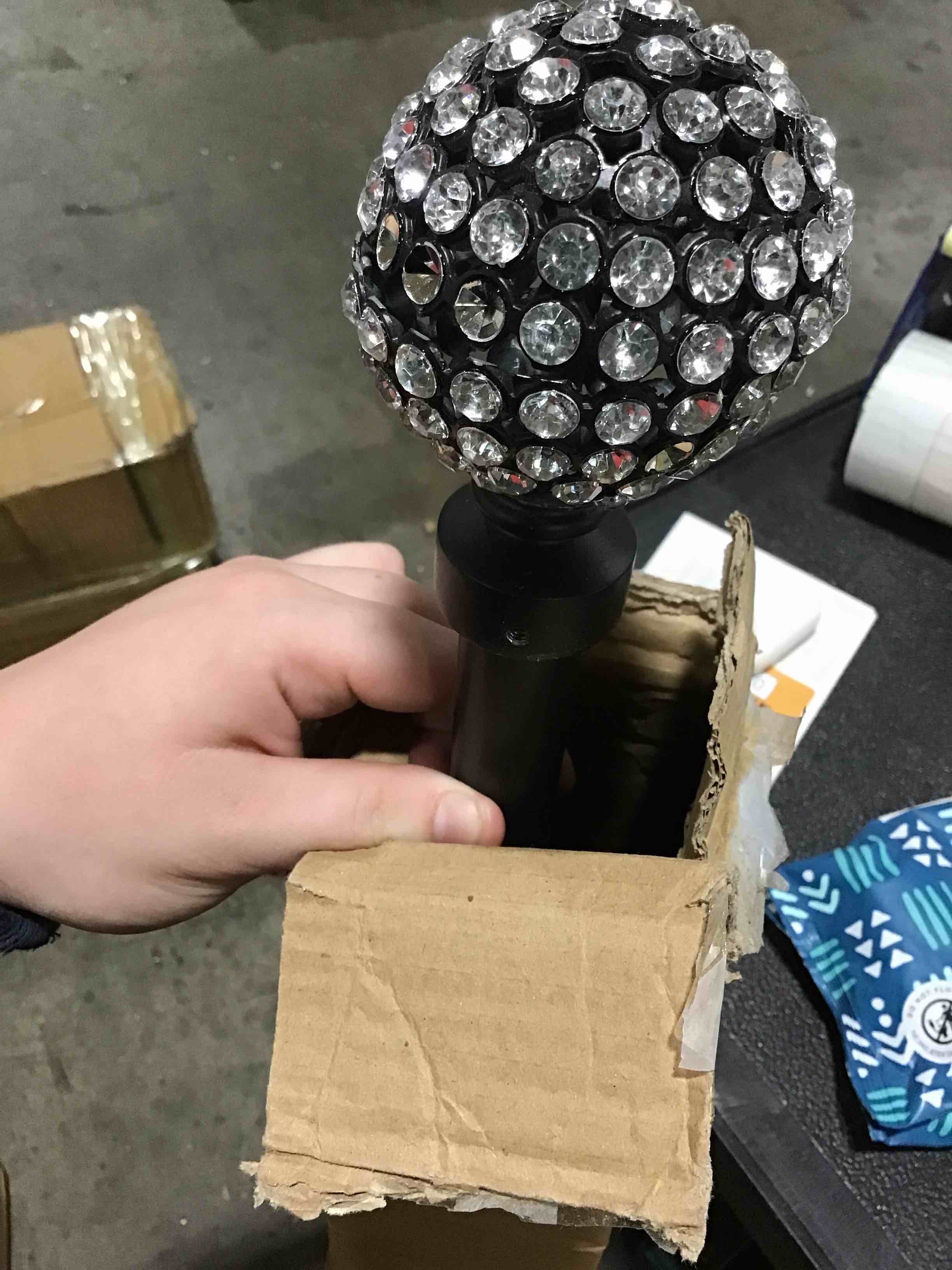 https://s3.amazonaws.com/lotting-images-prod/bidfta/ORG6619381_1723835784298.jpeg