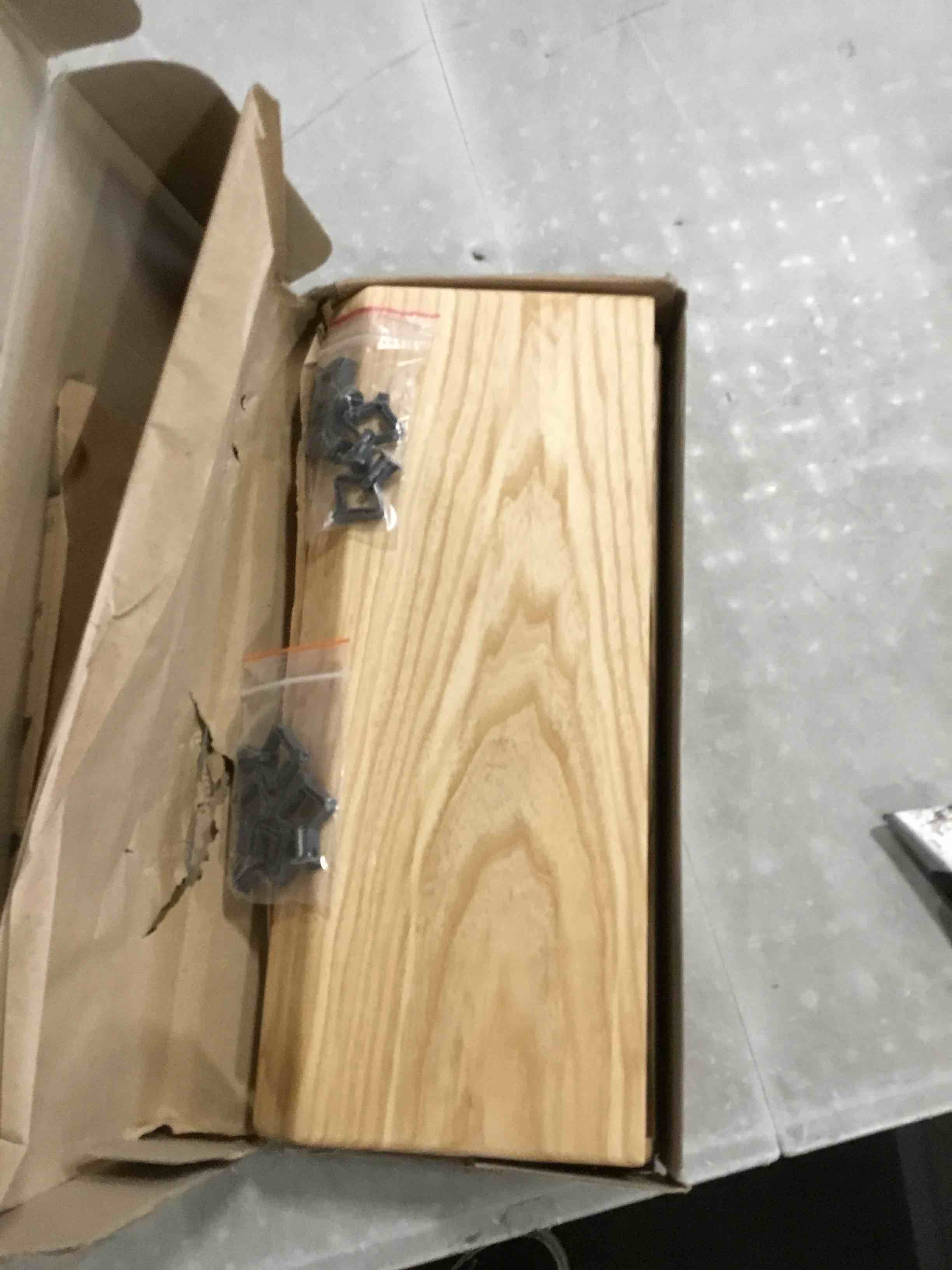 https://s3.amazonaws.com/lotting-images-prod/bidfta/ORG6619957_1715702059329.jpeg