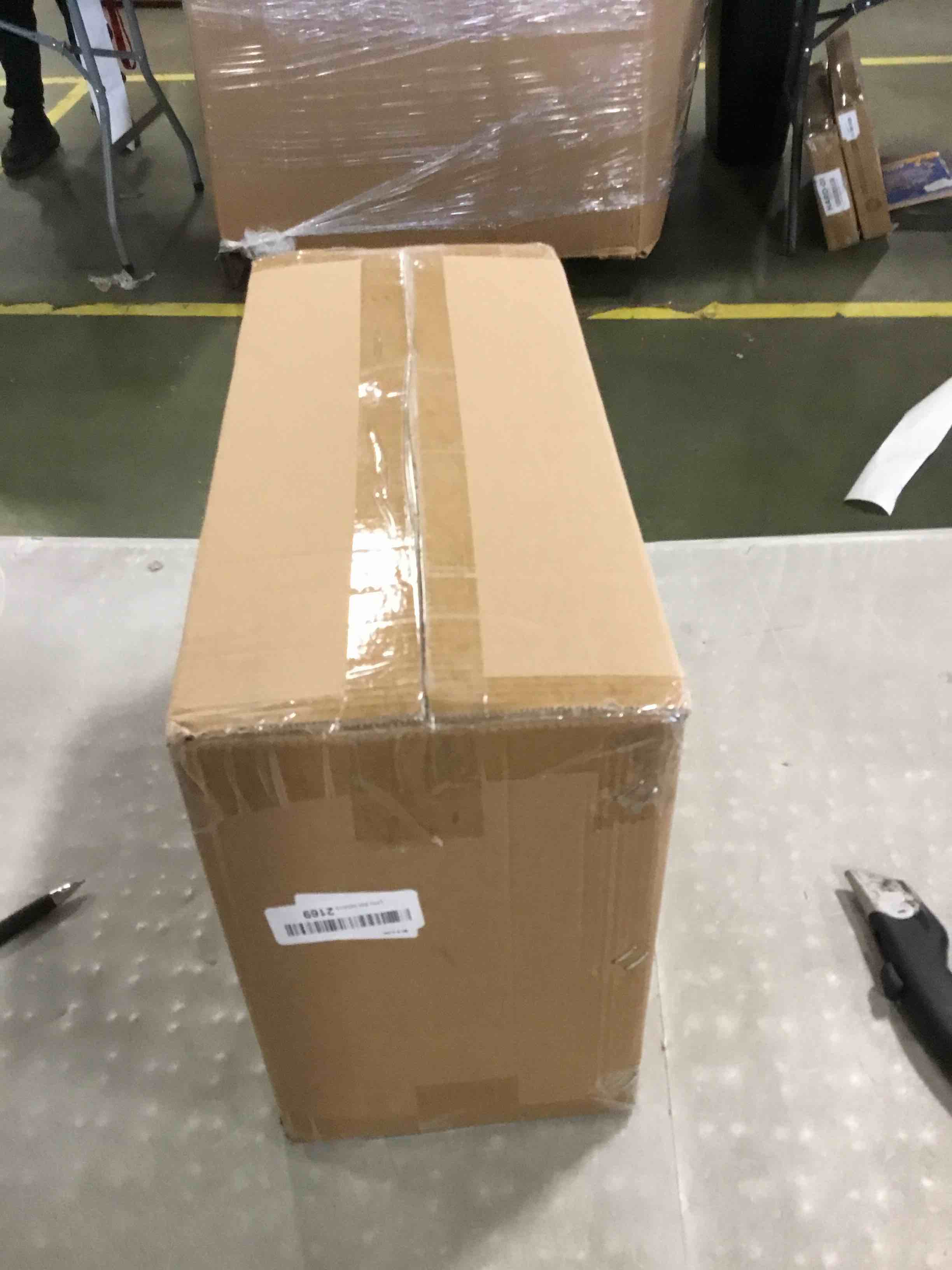 https://s3.amazonaws.com/lotting-images-prod/bidfta/ORG6620021_1715707829618.jpeg