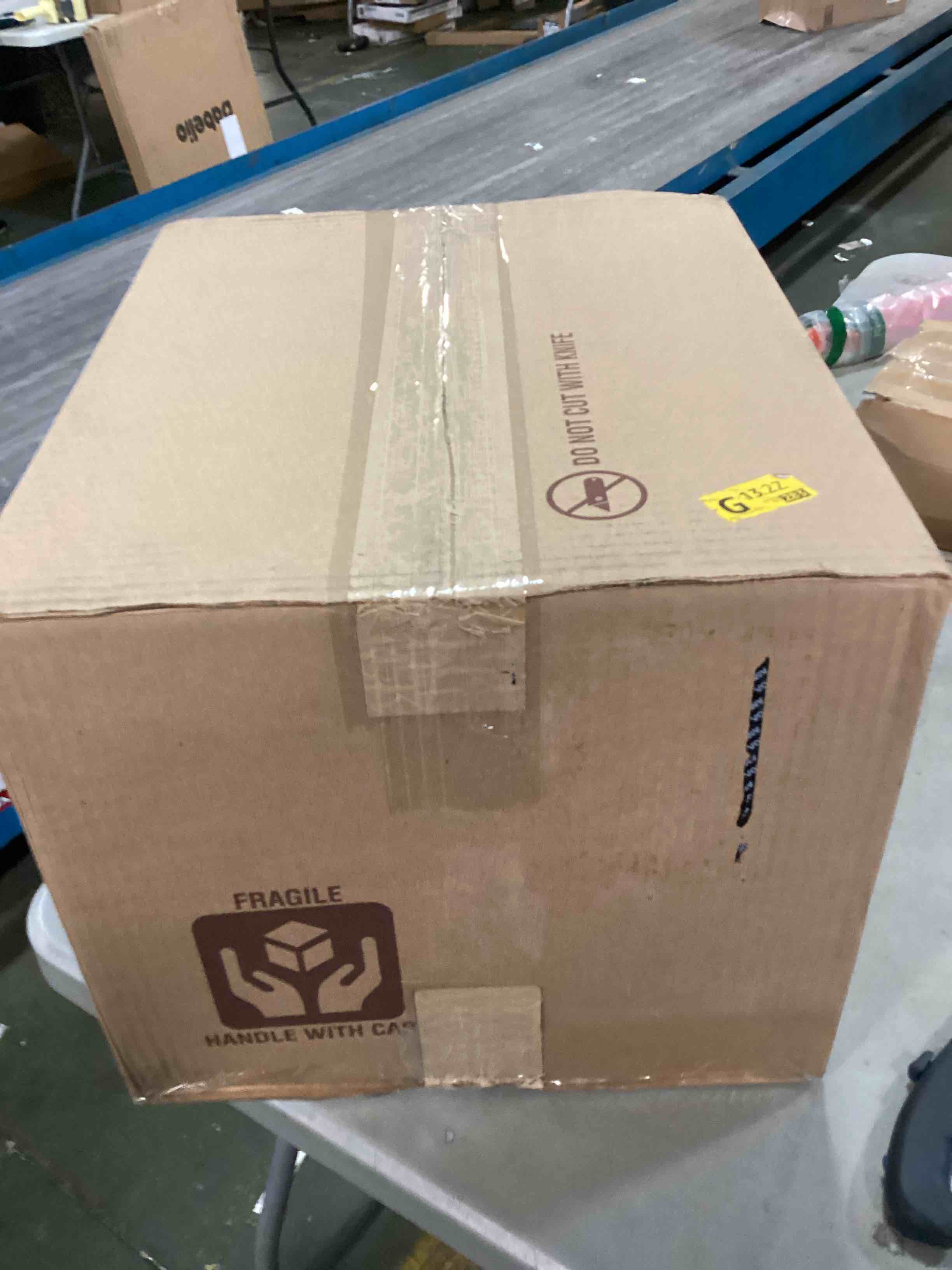 https://s3.amazonaws.com/lotting-images-prod/bidfta/ORG6620993_1716045195037.jpeg