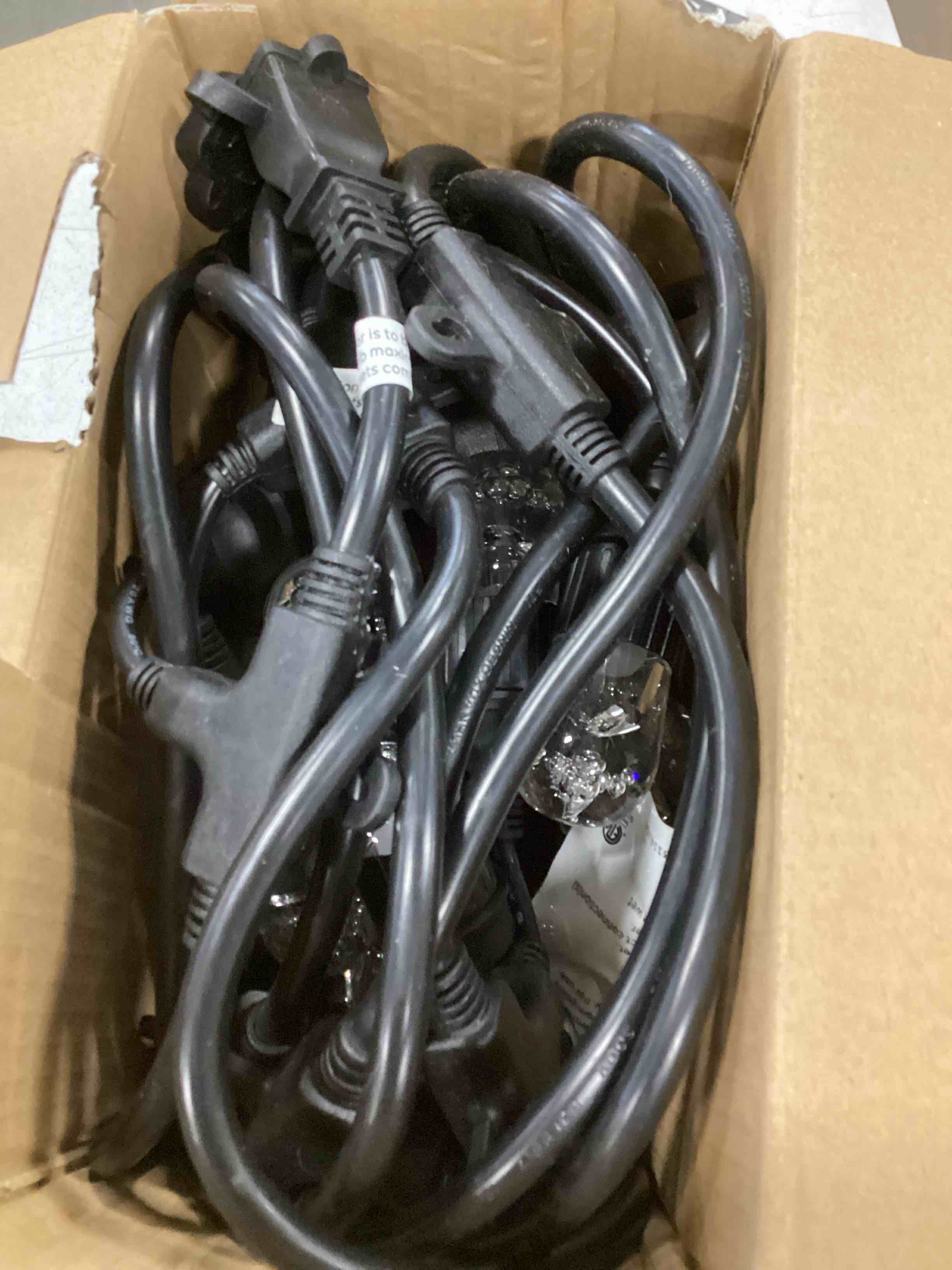 https://s3.amazonaws.com/lotting-images-prod/bidfta/ORG6622224_1716236469320.jpeg