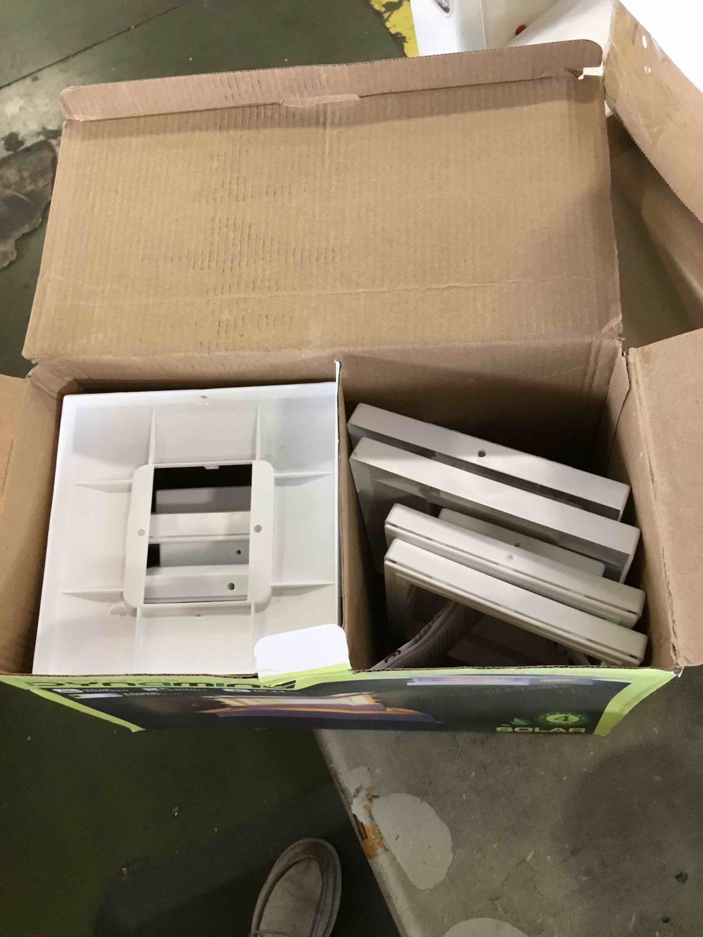 https://s3.amazonaws.com/lotting-images-prod/bidfta/ORG6623790_1716391707458.jpeg