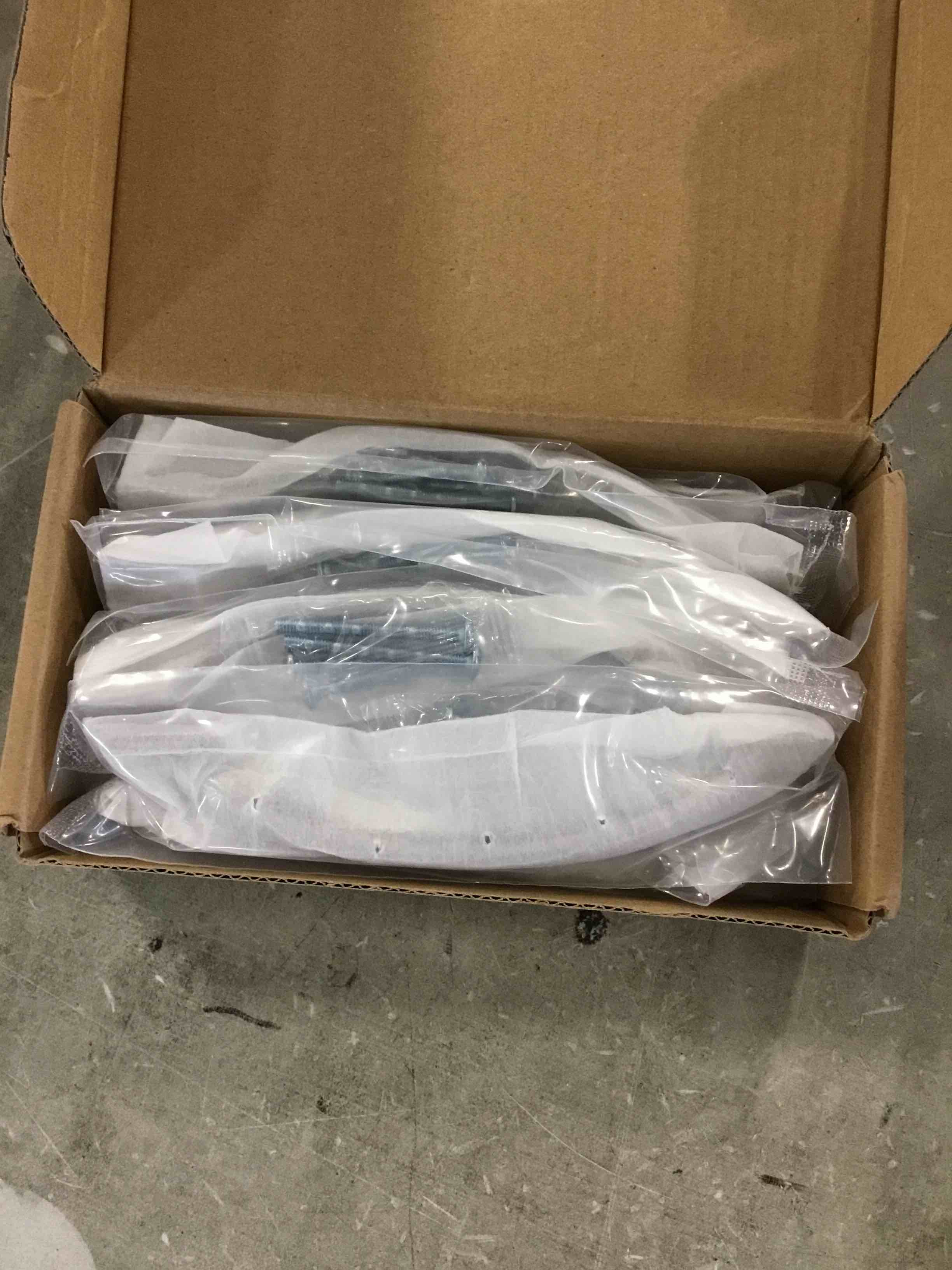 https://s3.amazonaws.com/lotting-images-prod/bidfta/ORG6623839_1716398237570.jpeg