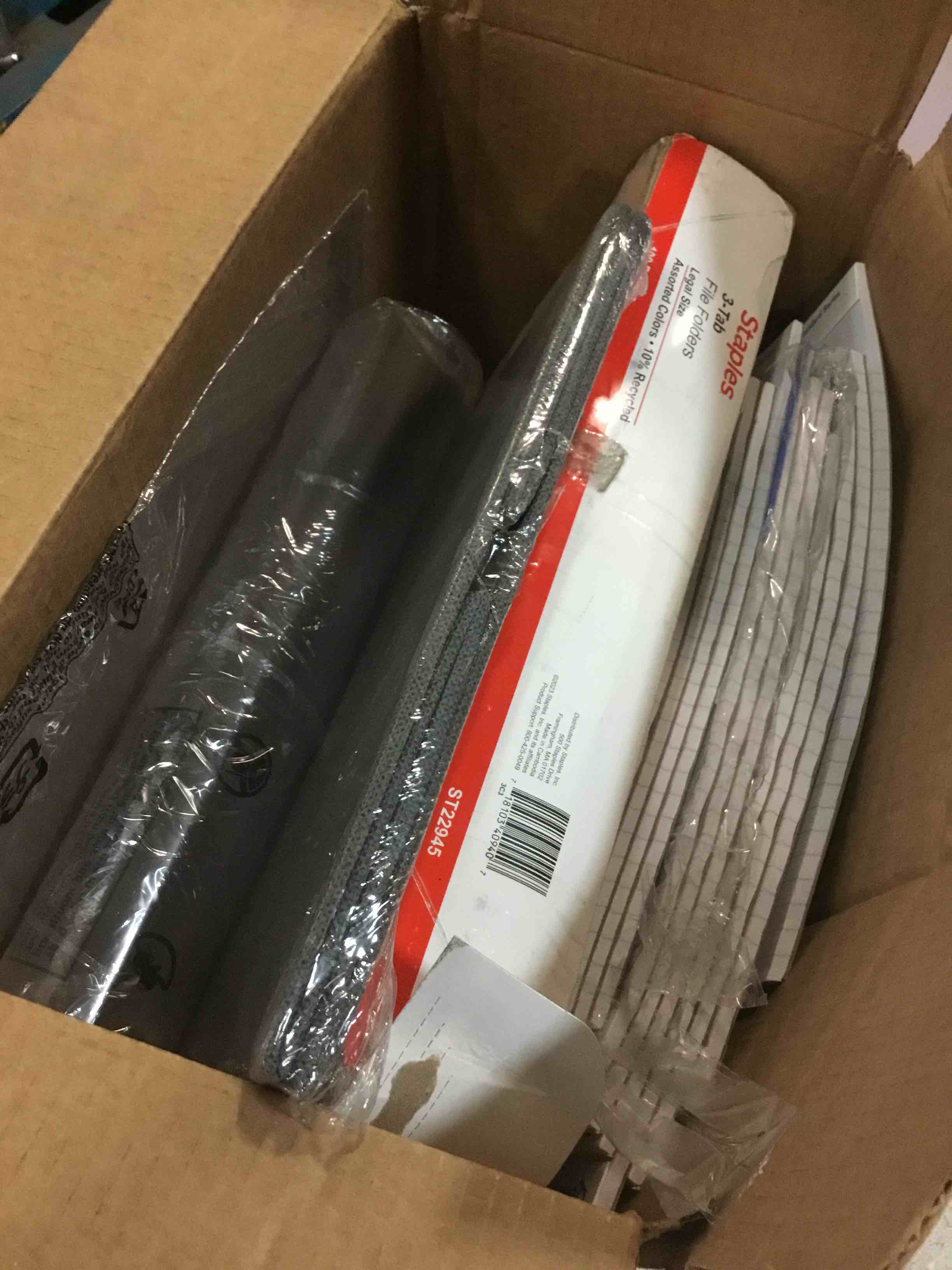 Assorted of variety of products for the maintenance and cleaning of office or home. (expiration date, brands and sizes may vary)