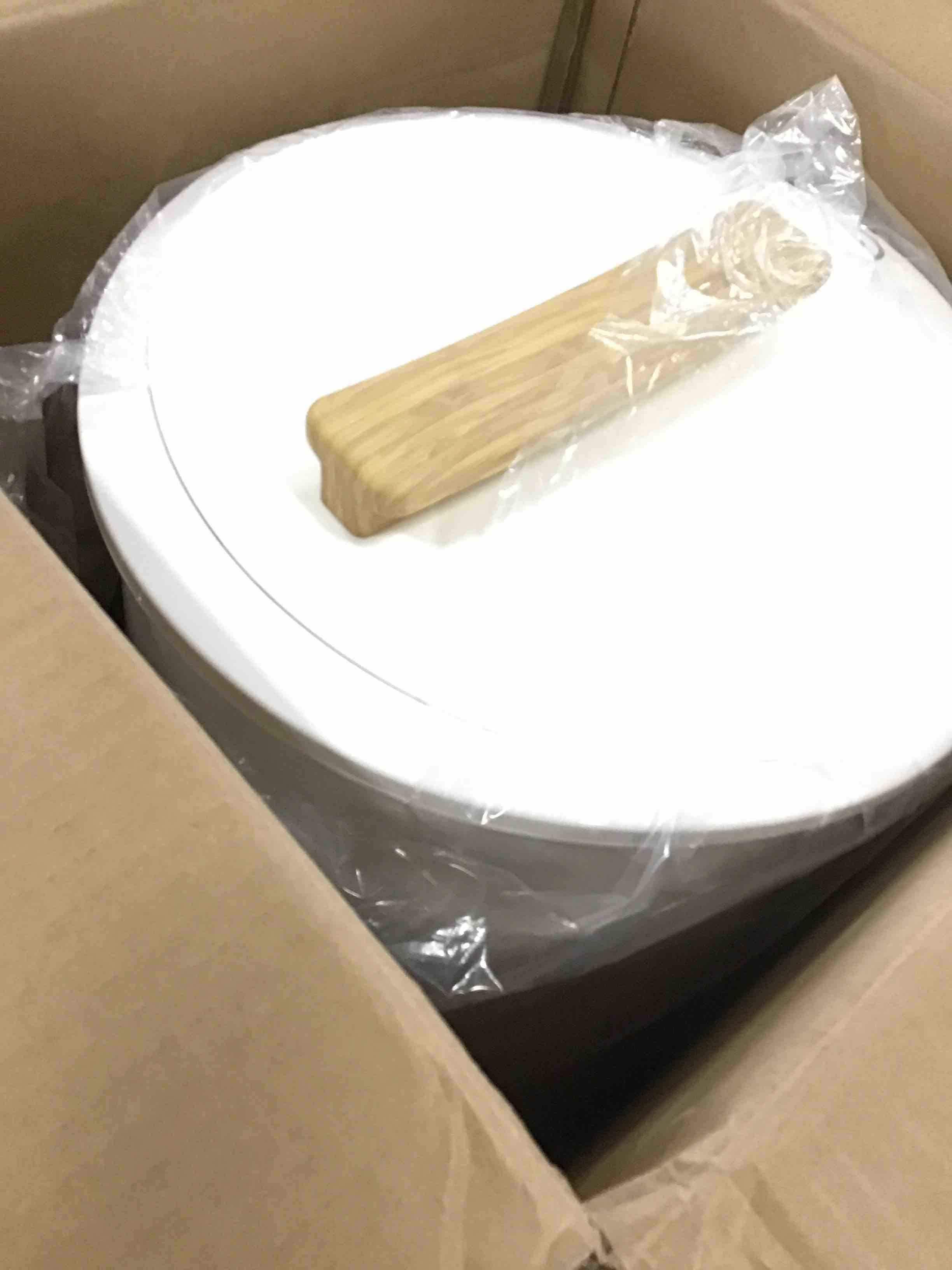 https://s3.amazonaws.com/lotting-images-prod/bidfta/ORG6627518_1715793539529.jpeg