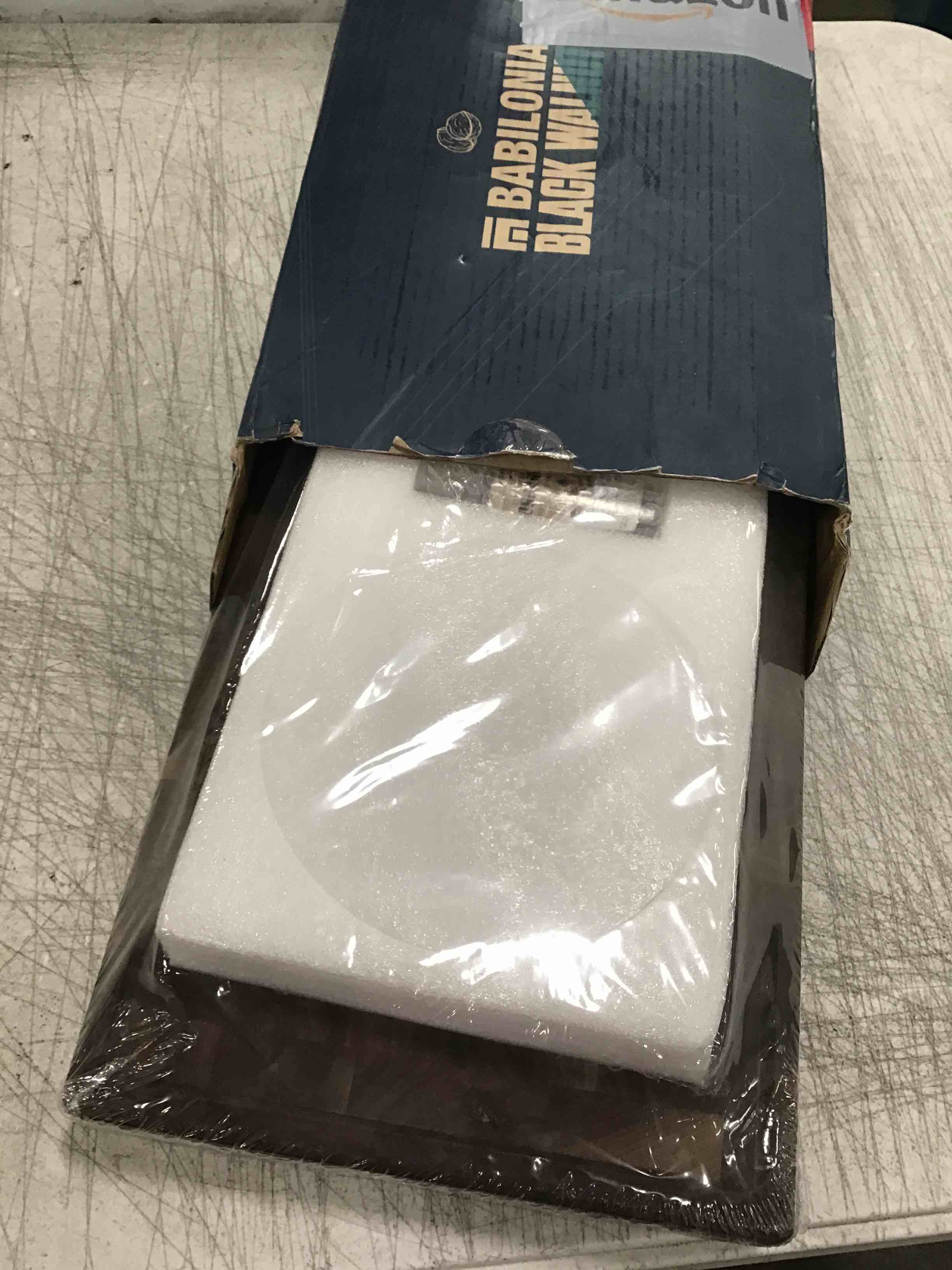 https://s3.amazonaws.com/lotting-images-prod/bidfta/ORG6627613_1715858566691.jpeg