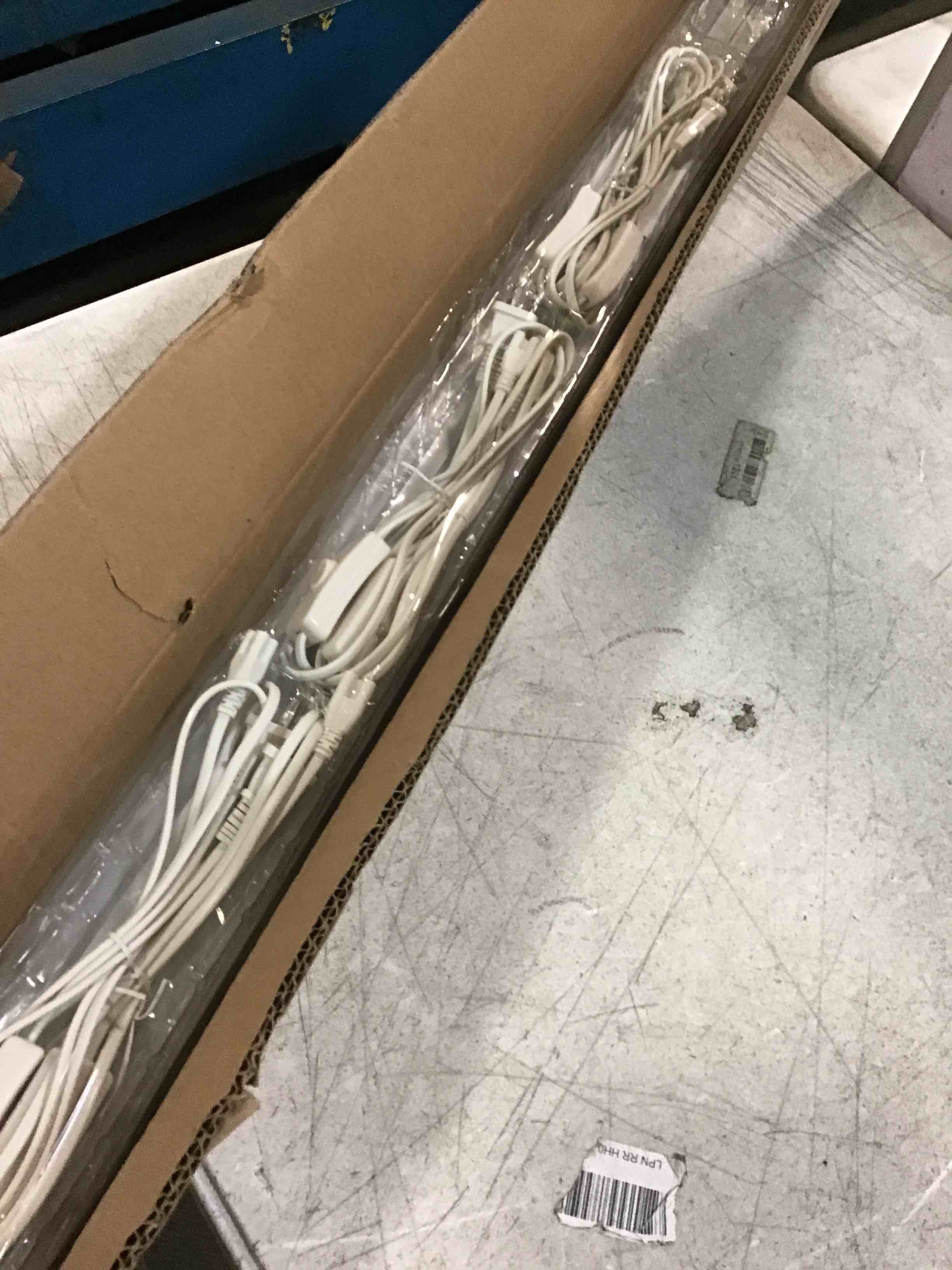 https://s3.amazonaws.com/lotting-images-prod/bidfta/ORG6628271_1716053728458.jpeg