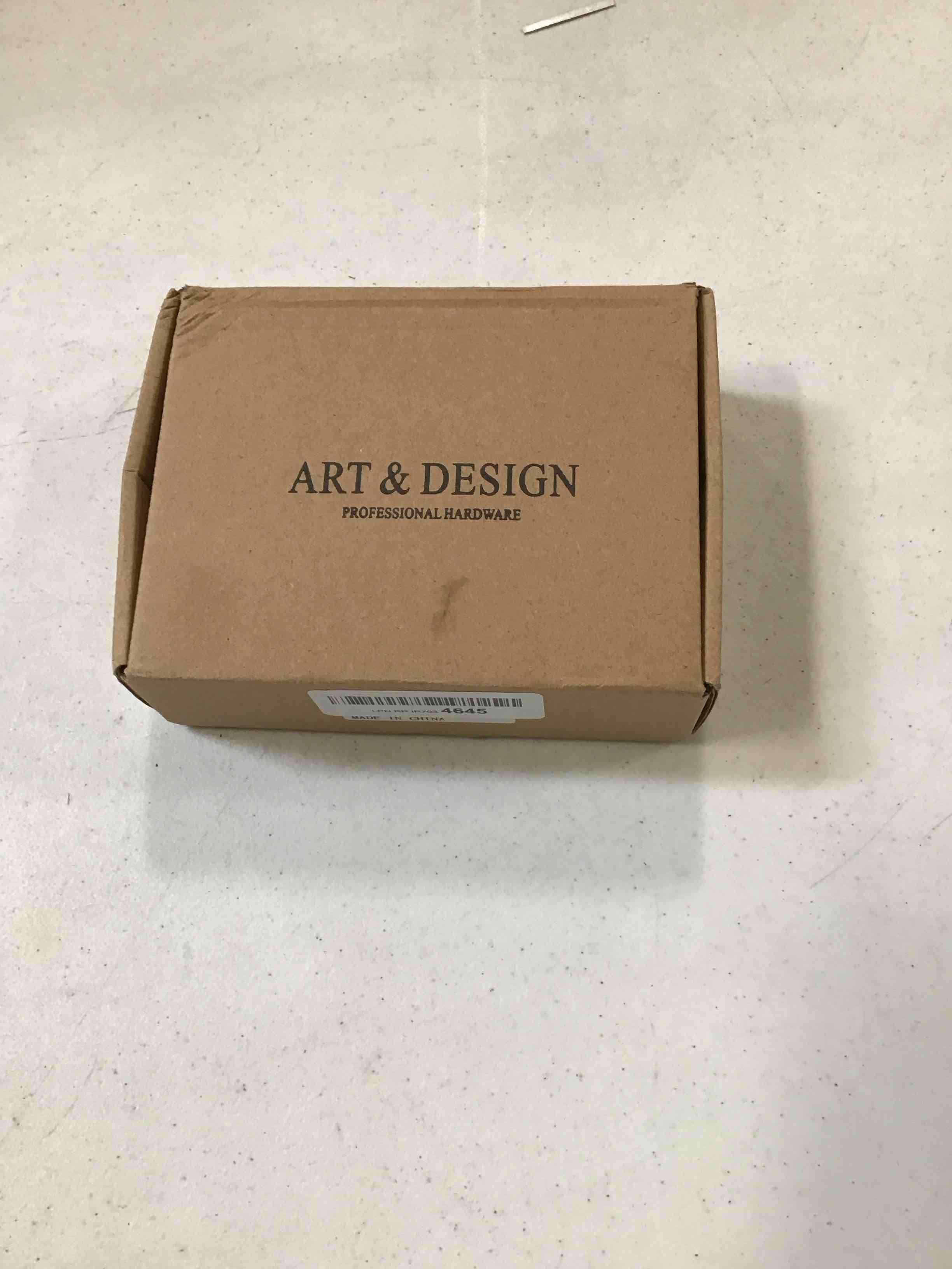 https://s3.amazonaws.com/lotting-images-prod/bidfta/ORG6629563_1715871295758.jpeg